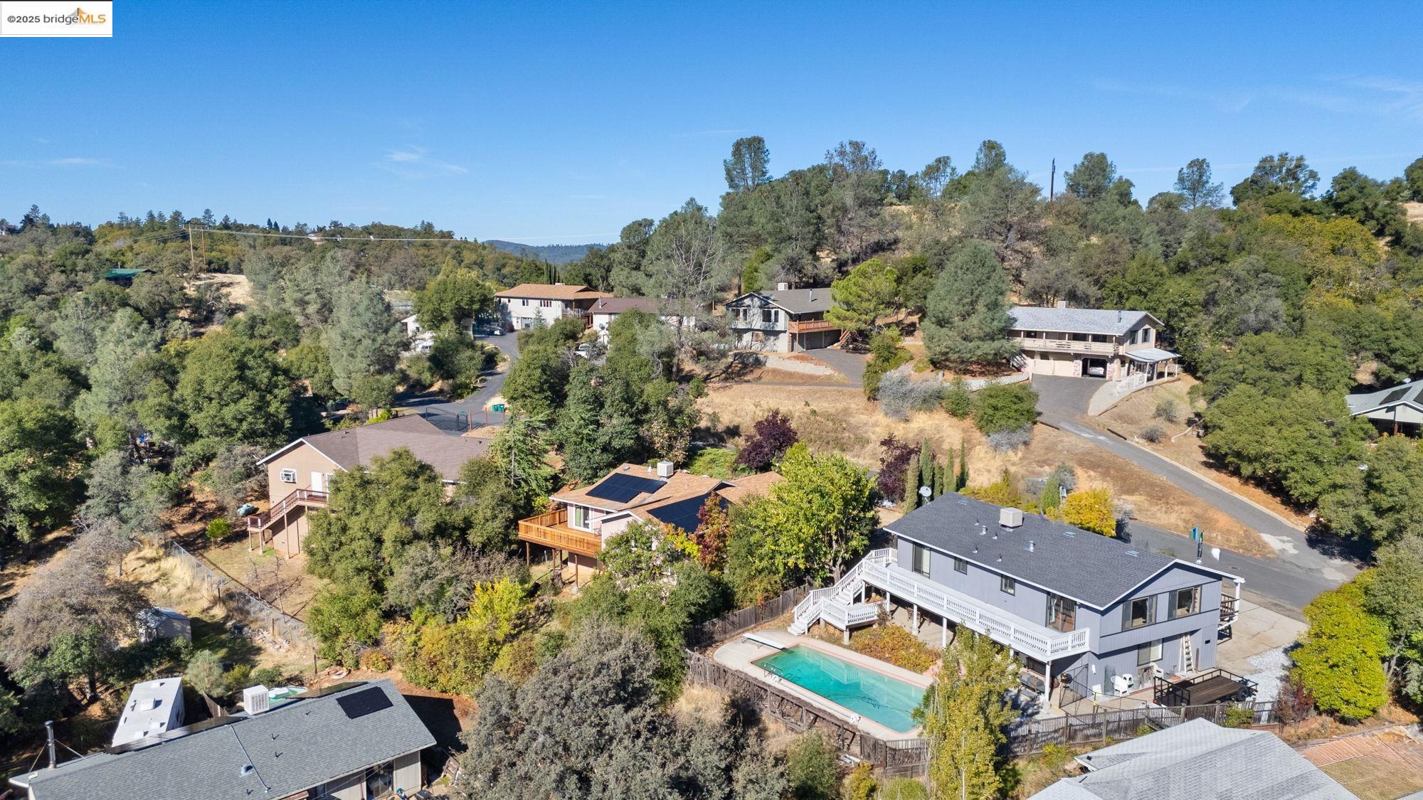 17347 Valley Oak Dr, Sonora