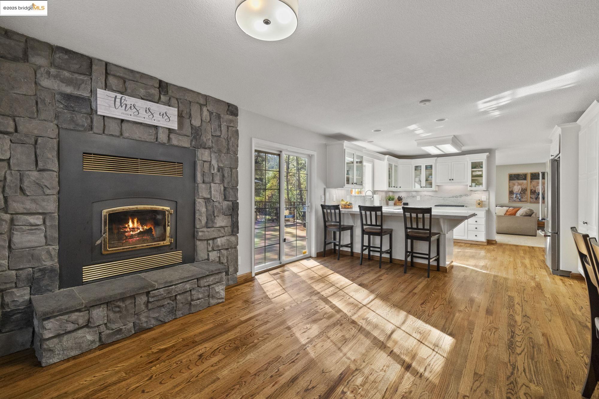 22373 Geraldine Cir