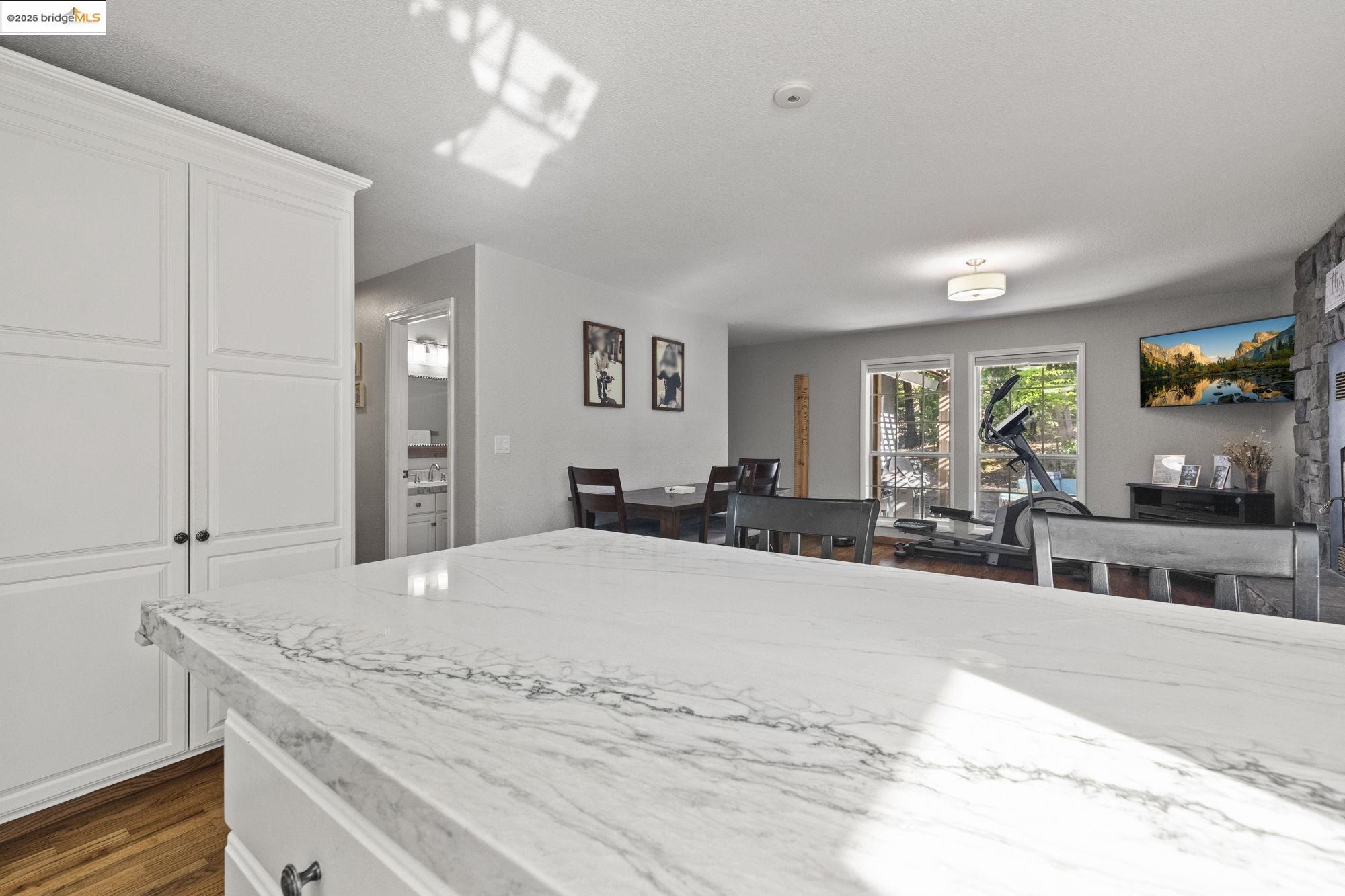 22373 Geraldine Cir