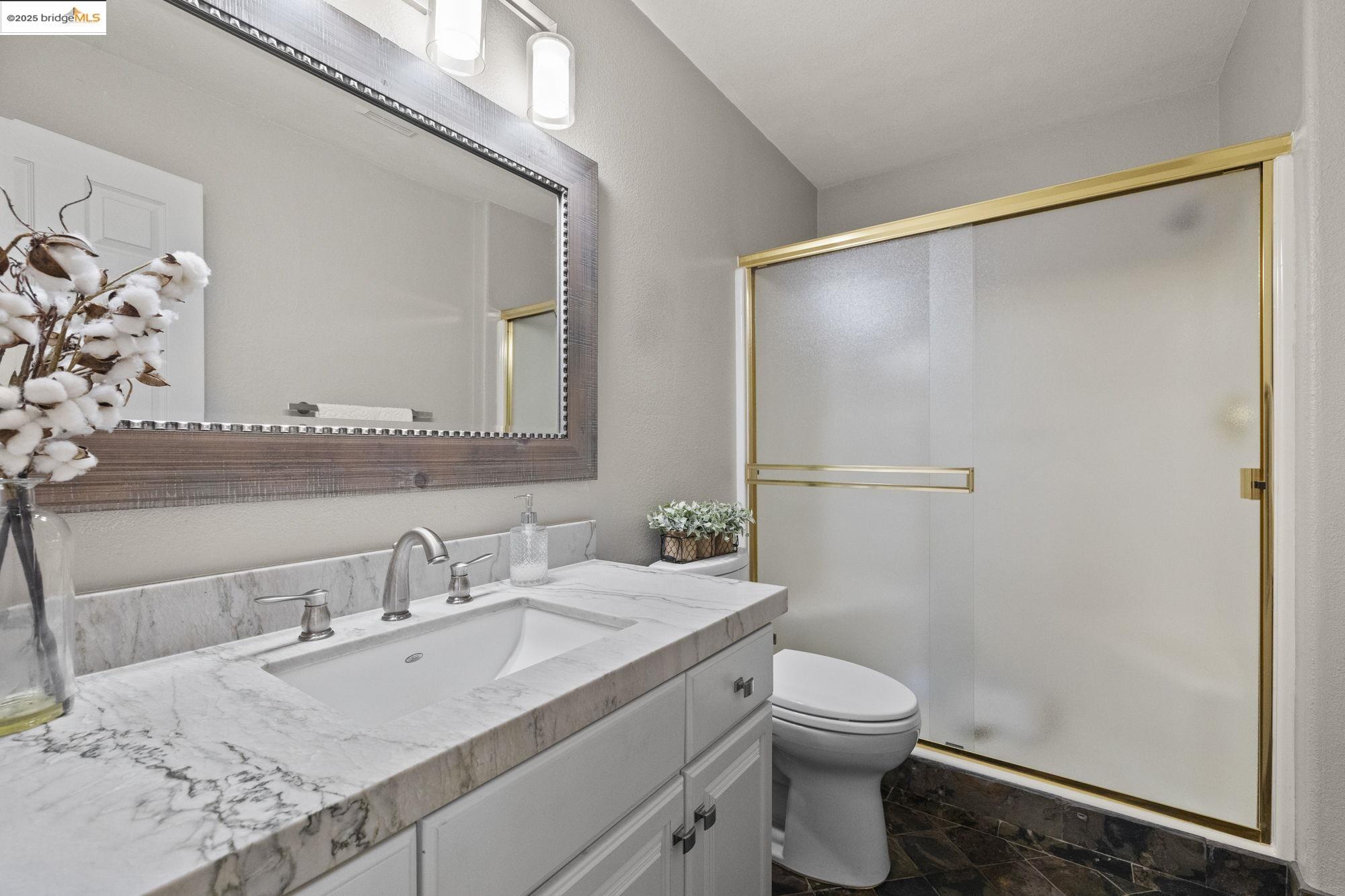 22373 Geraldine Cir