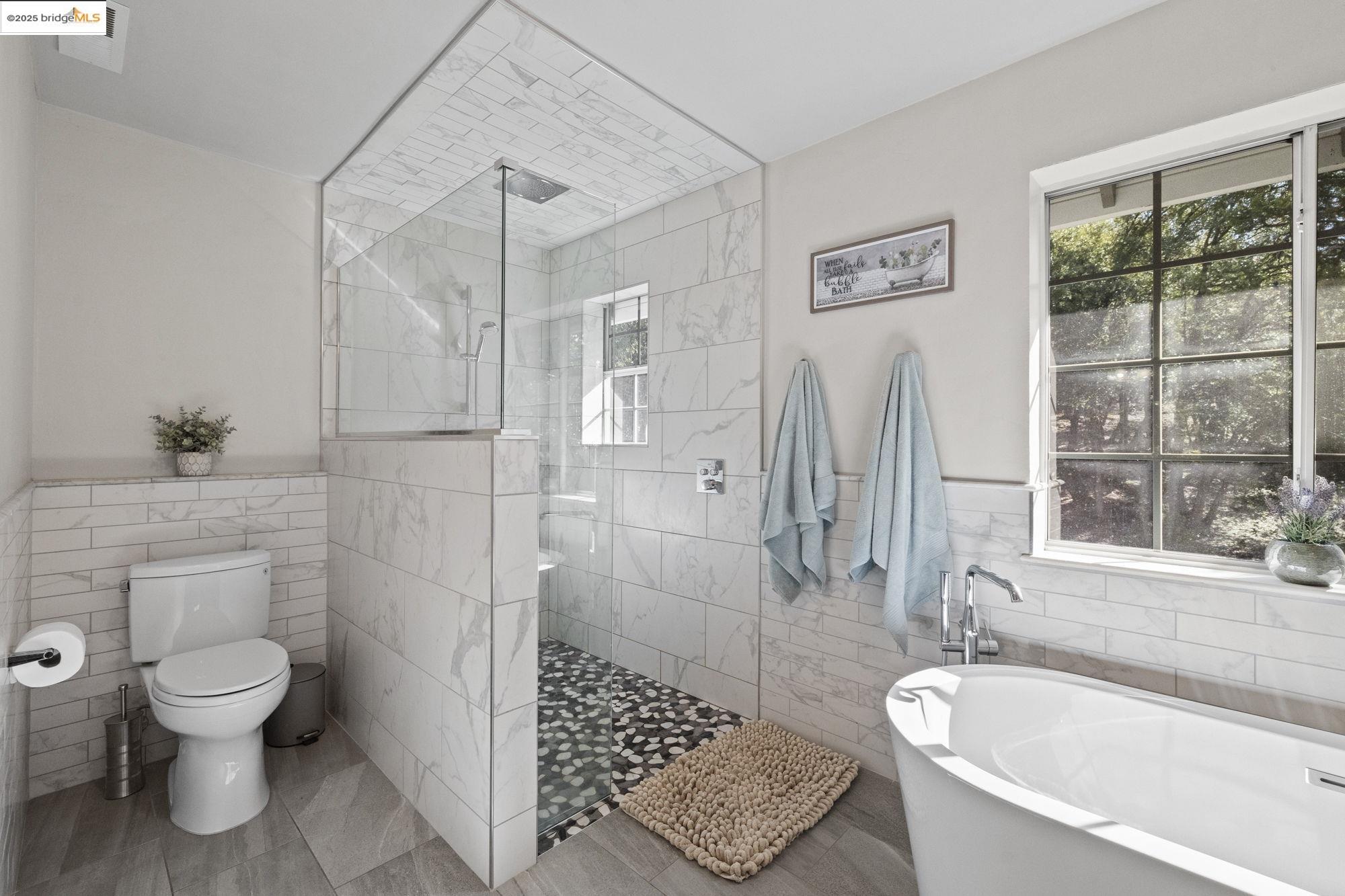 22373 Geraldine Cir