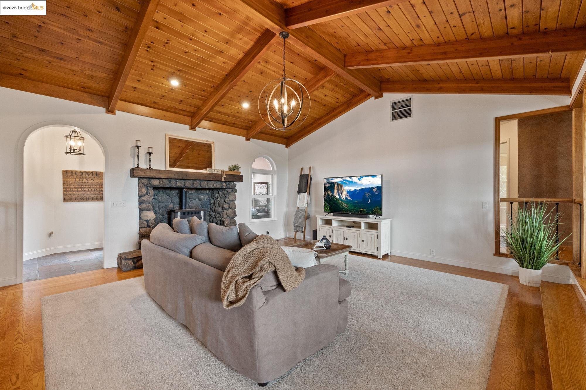 20365 Luke Ct, Sonora