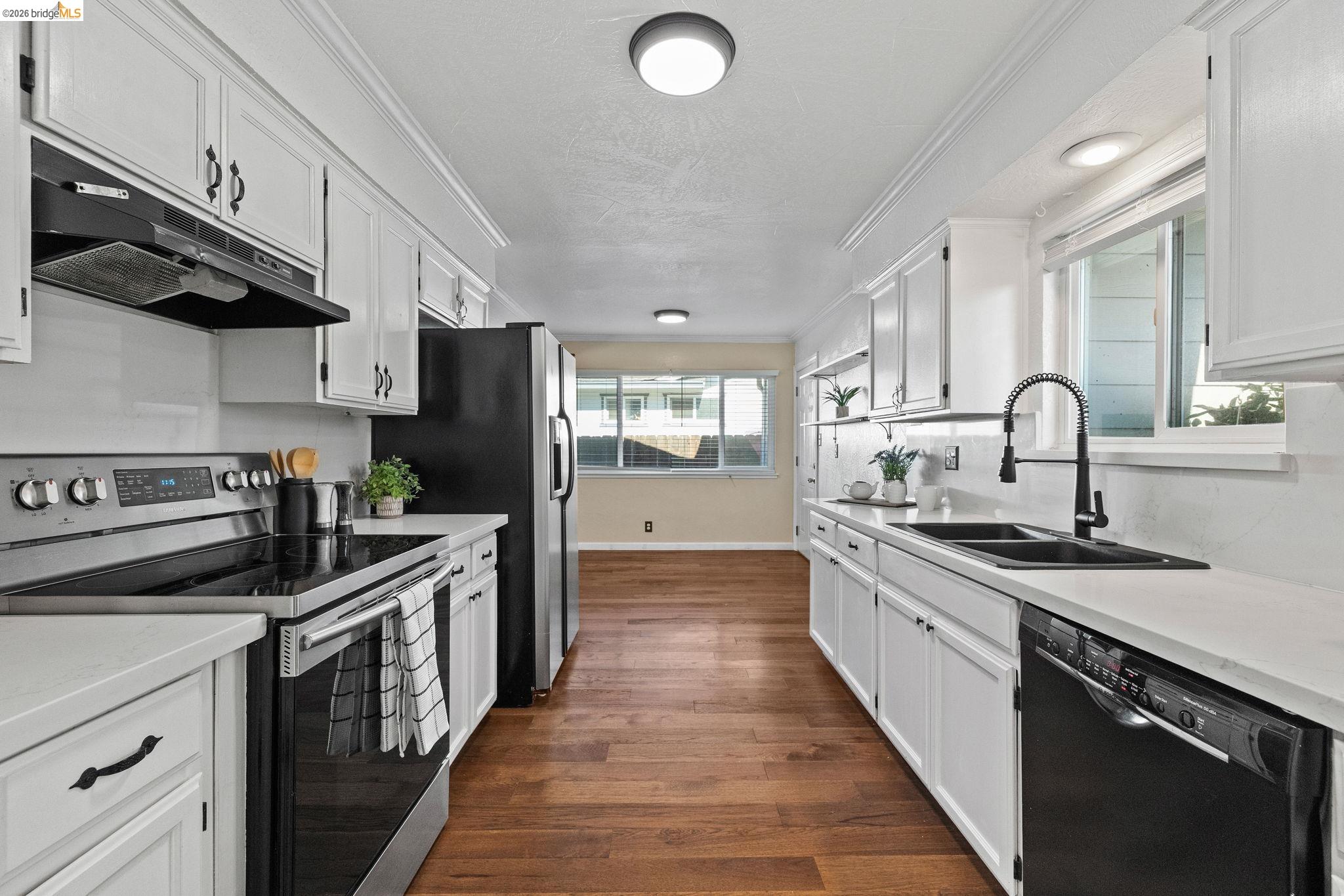 17806 Black Bart Dr