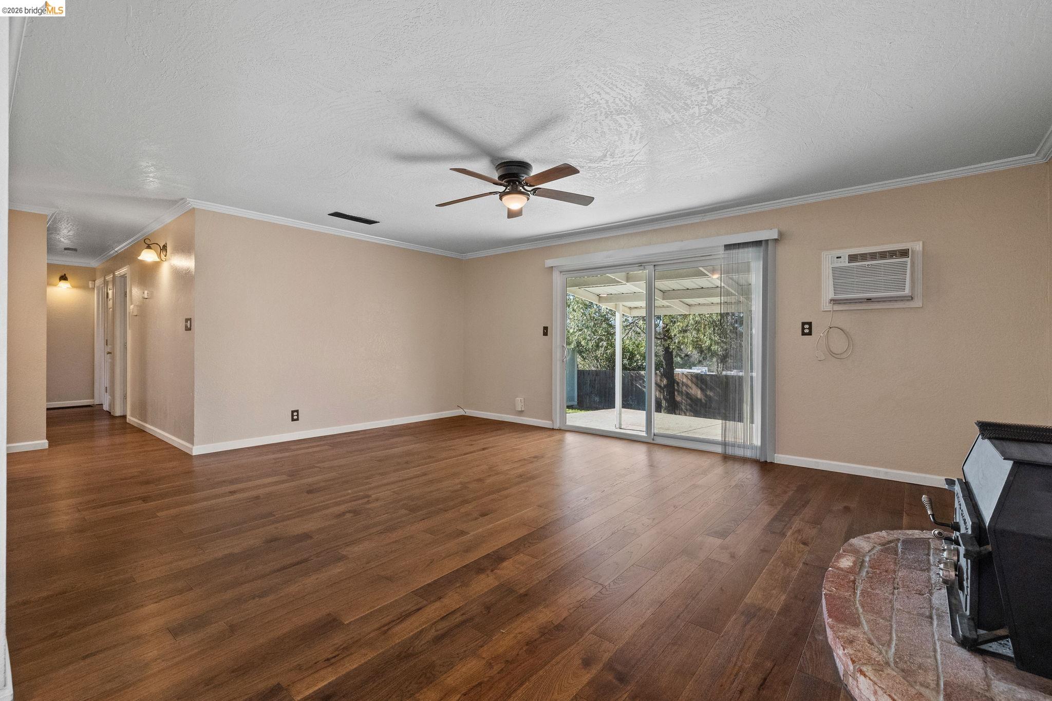 17806 Black Bart Dr