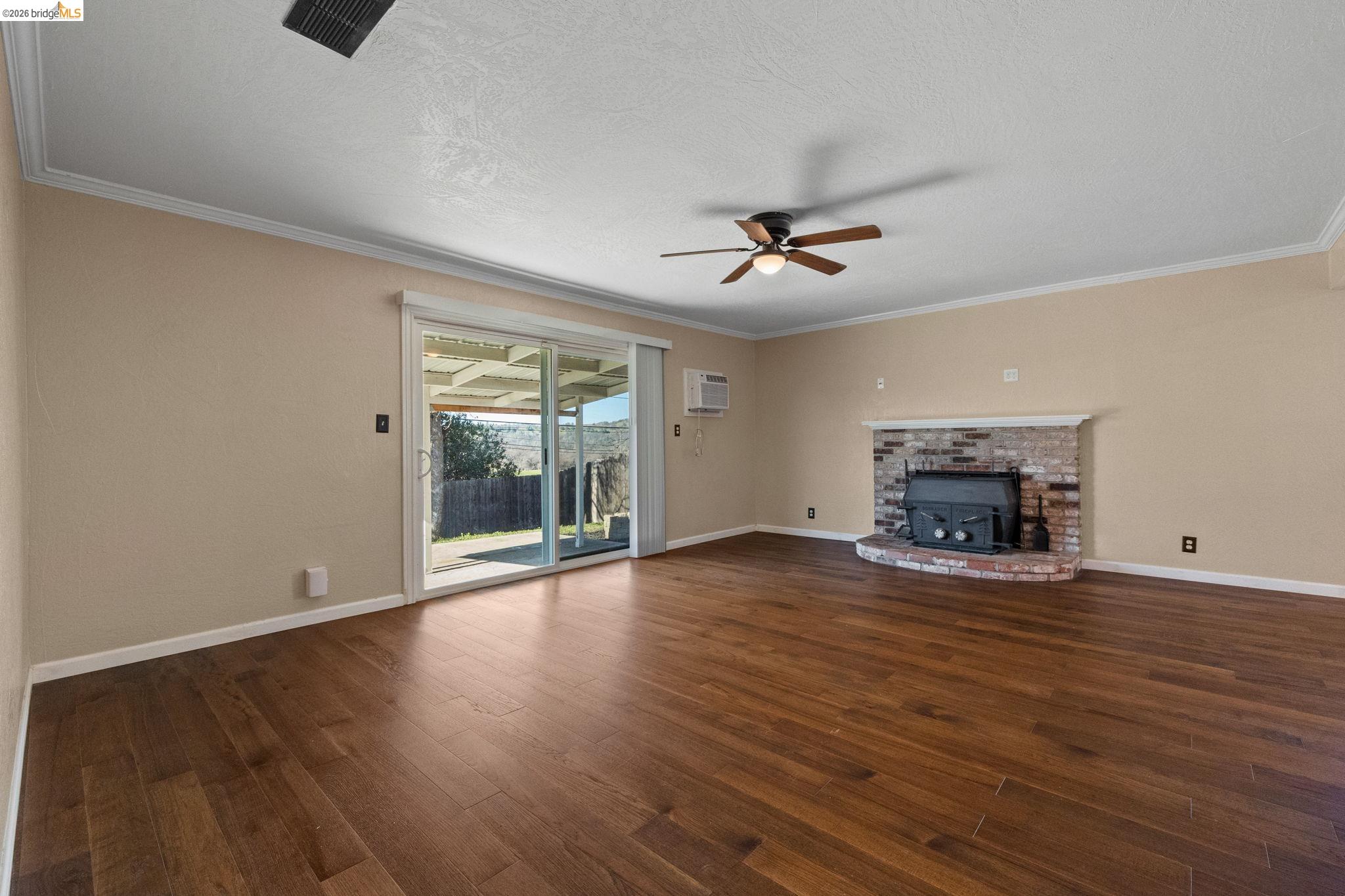 17806 Black Bart Dr