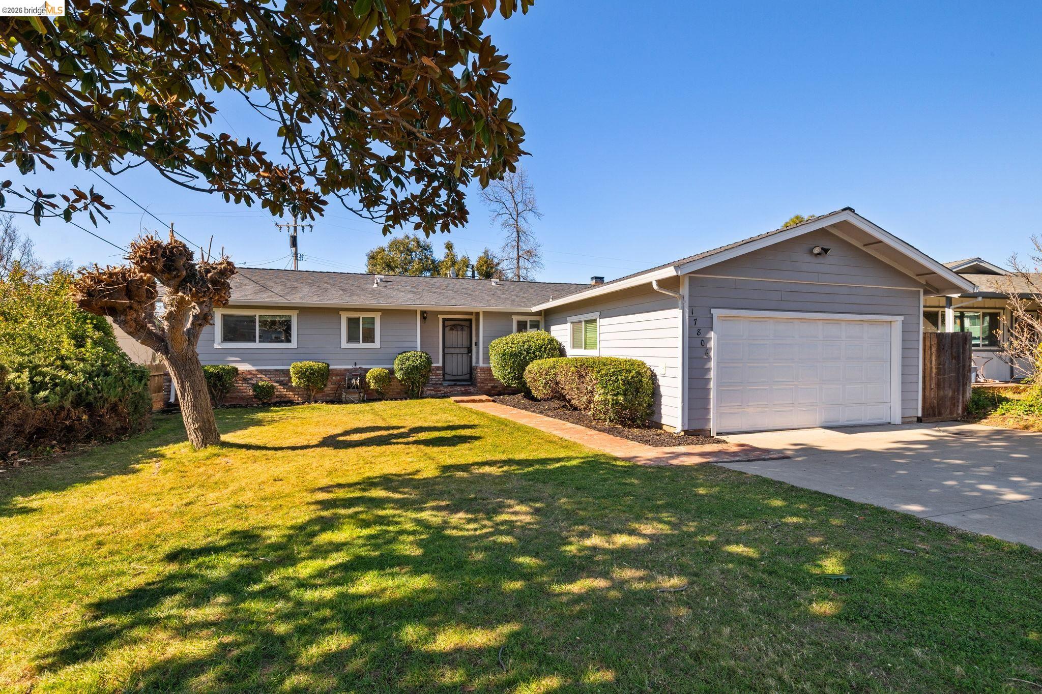 17806 Black Bart Dr