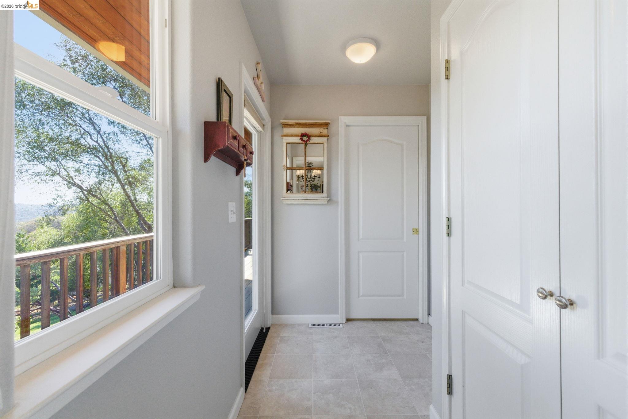 22295 Paseo De Los Portales Rd