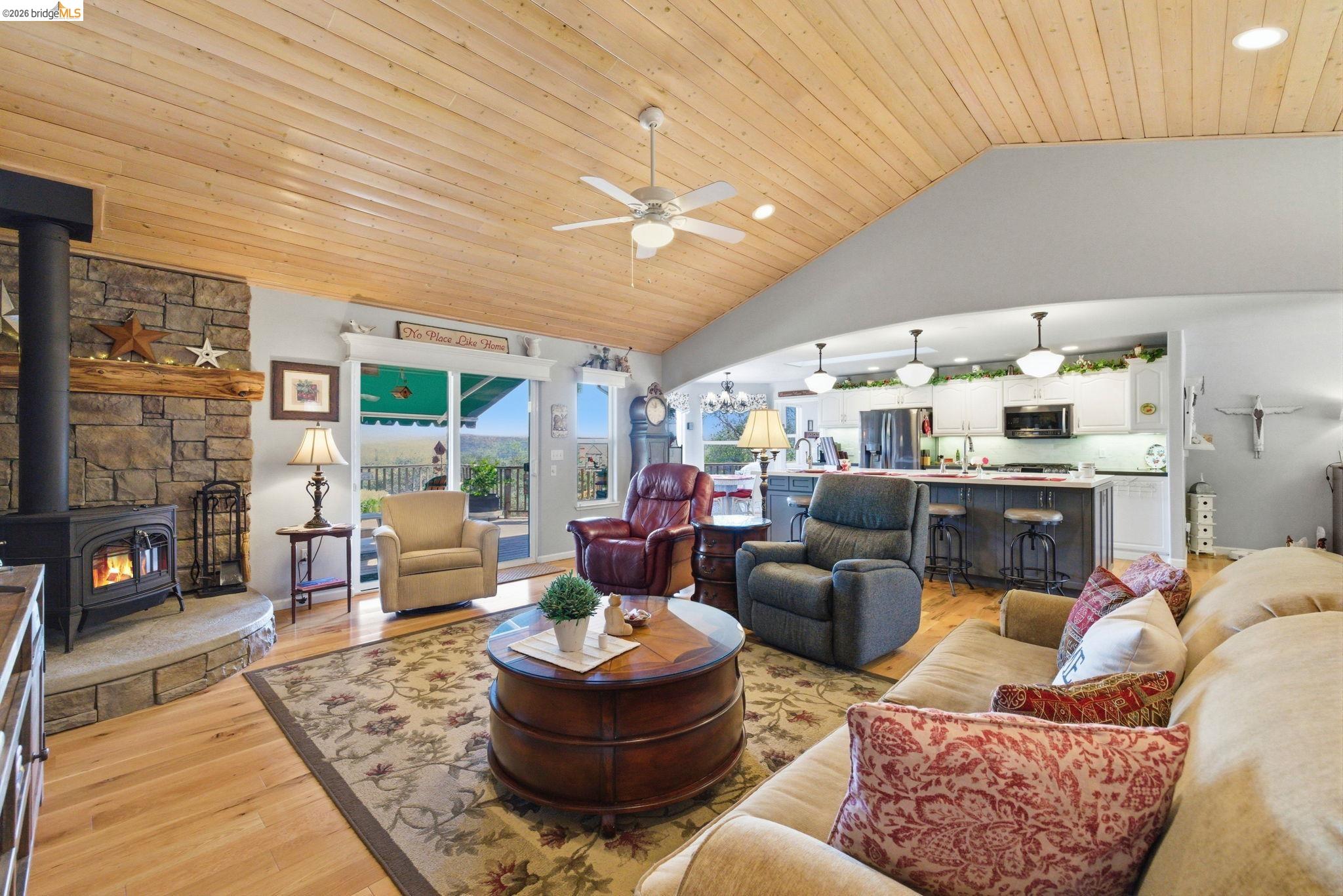 22295 Paseo De Los Portales Rd