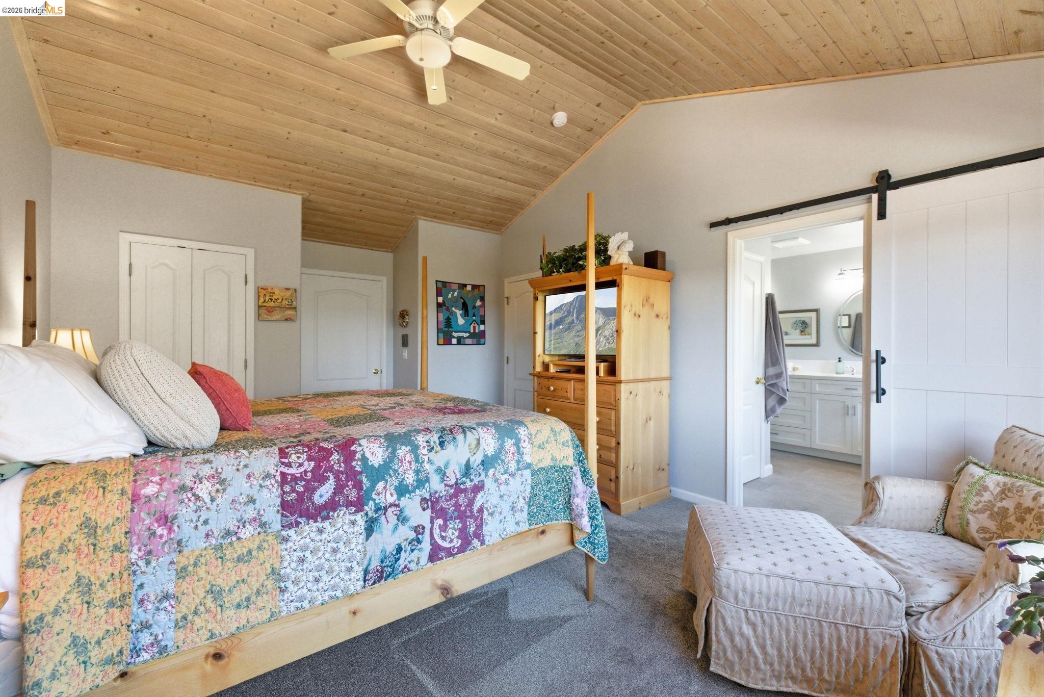 22295 Paseo De Los Portales Rd