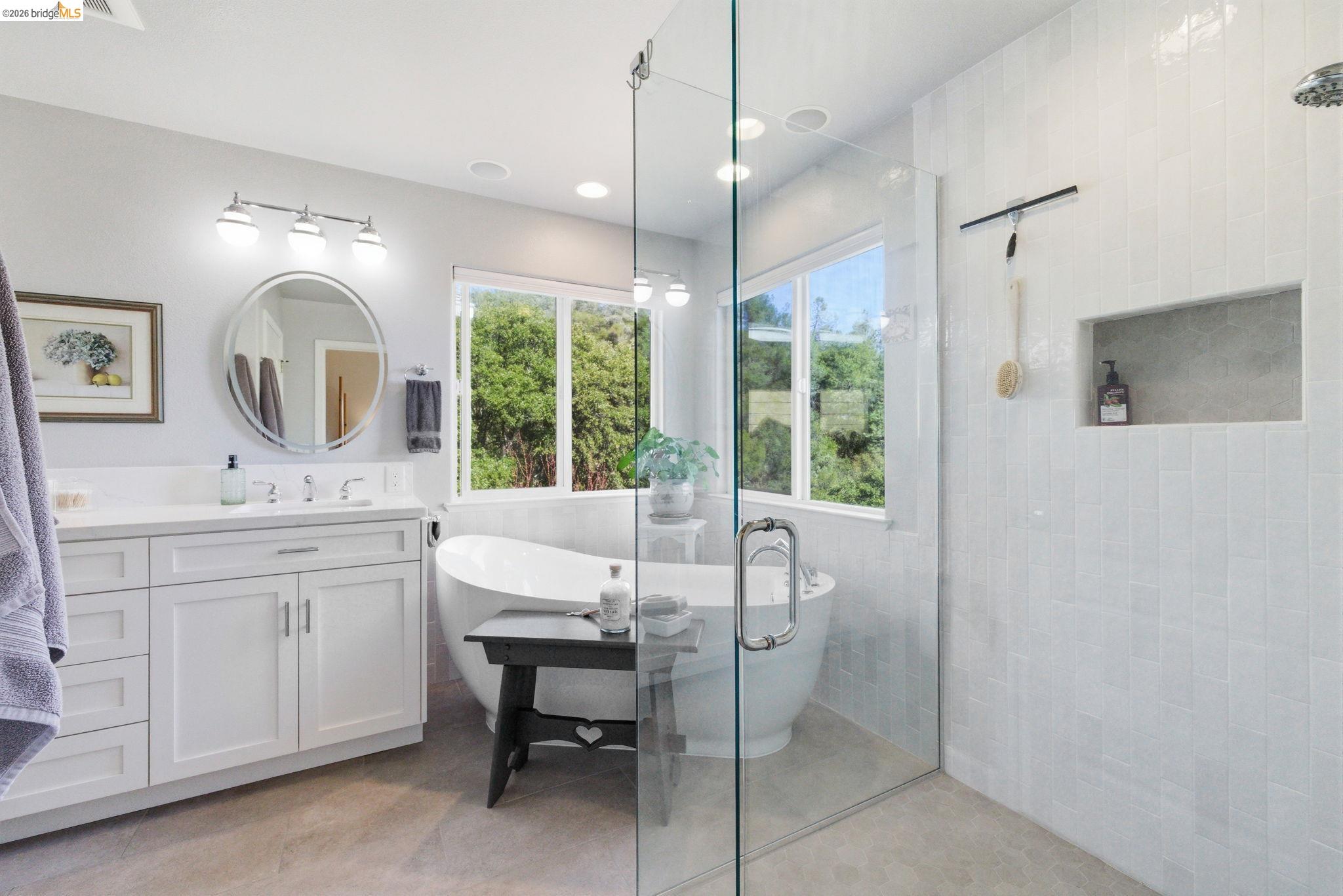 22295 Paseo De Los Portales Rd