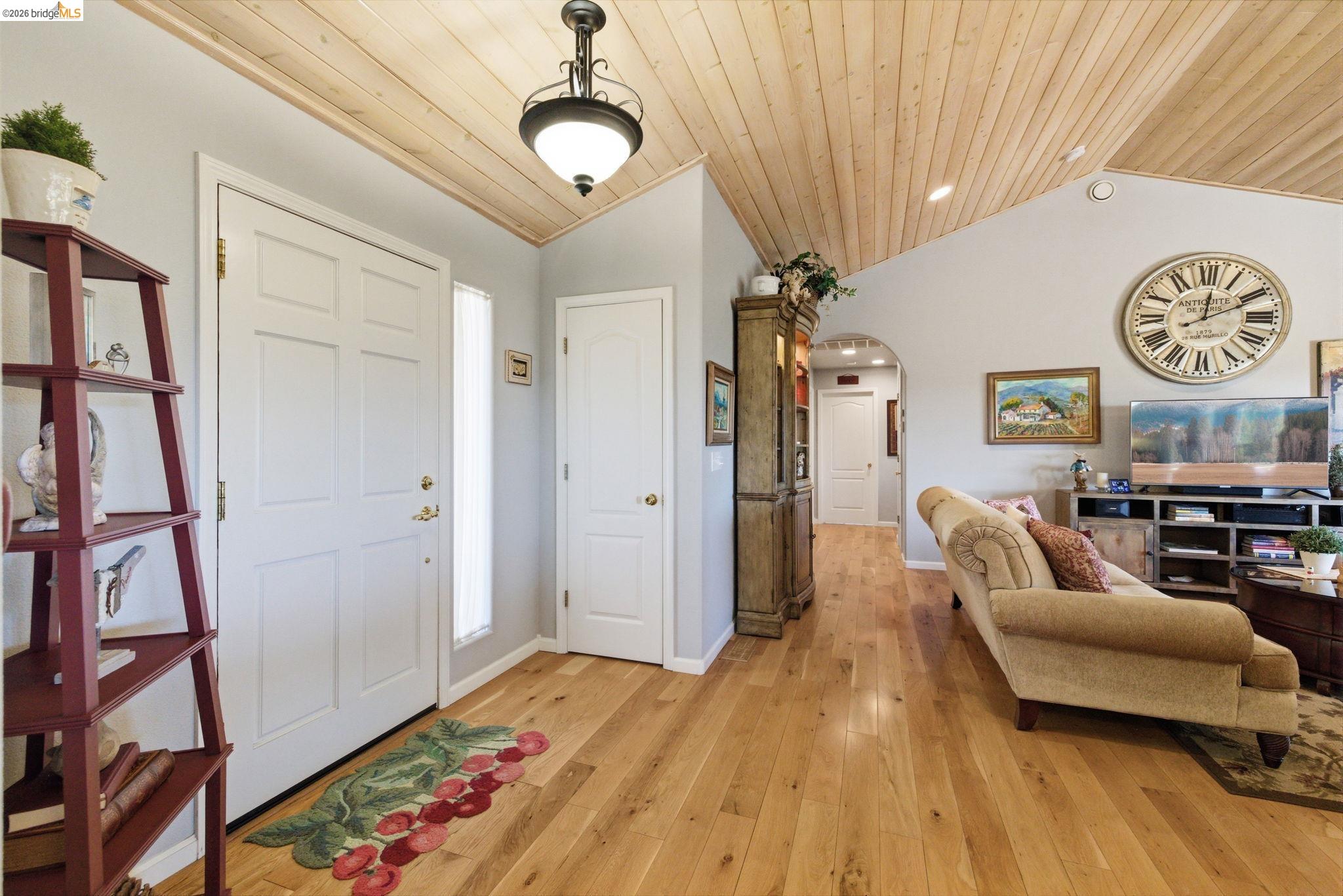 22295 Paseo De Los Portales Rd