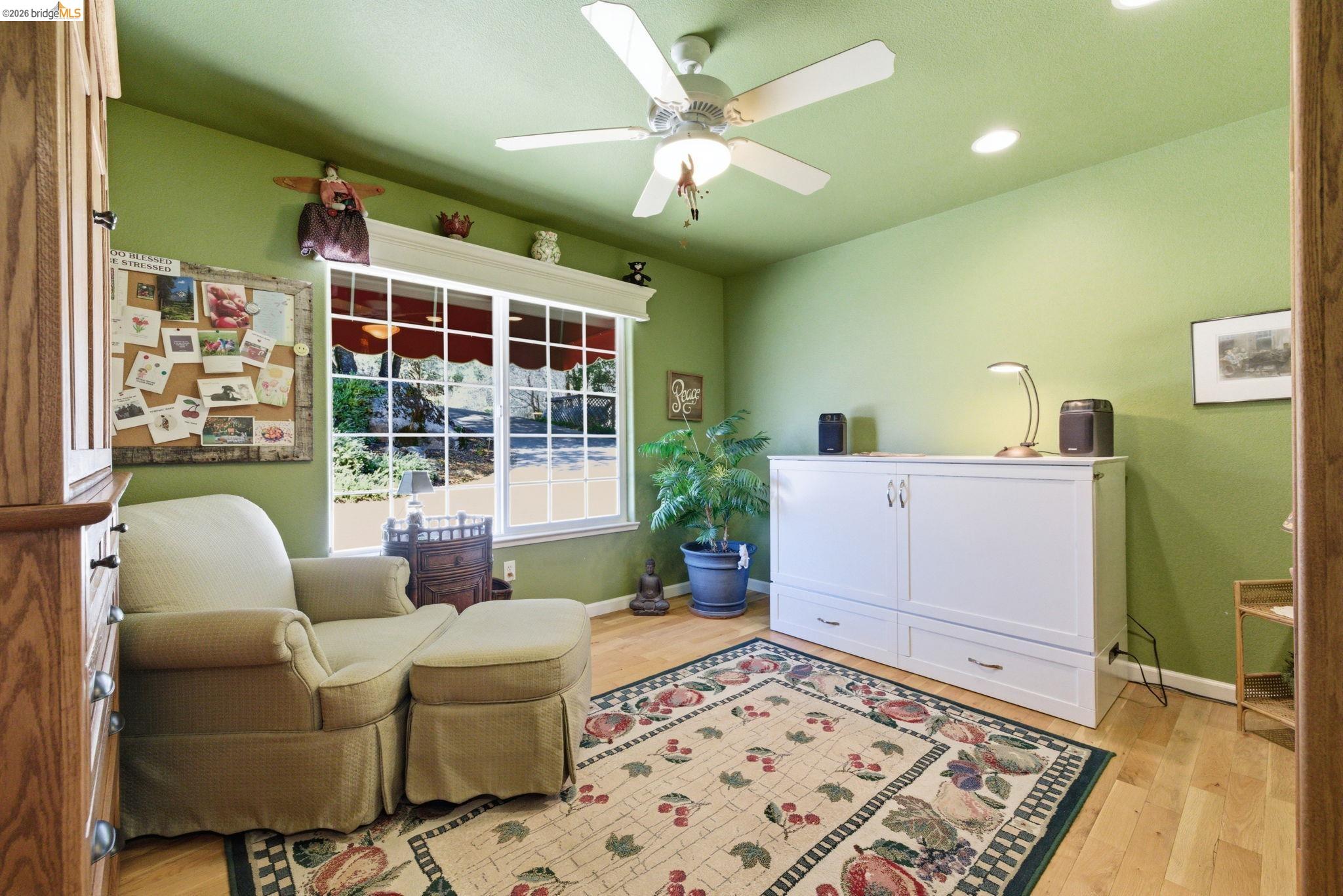 22295 Paseo De Los Portales Rd