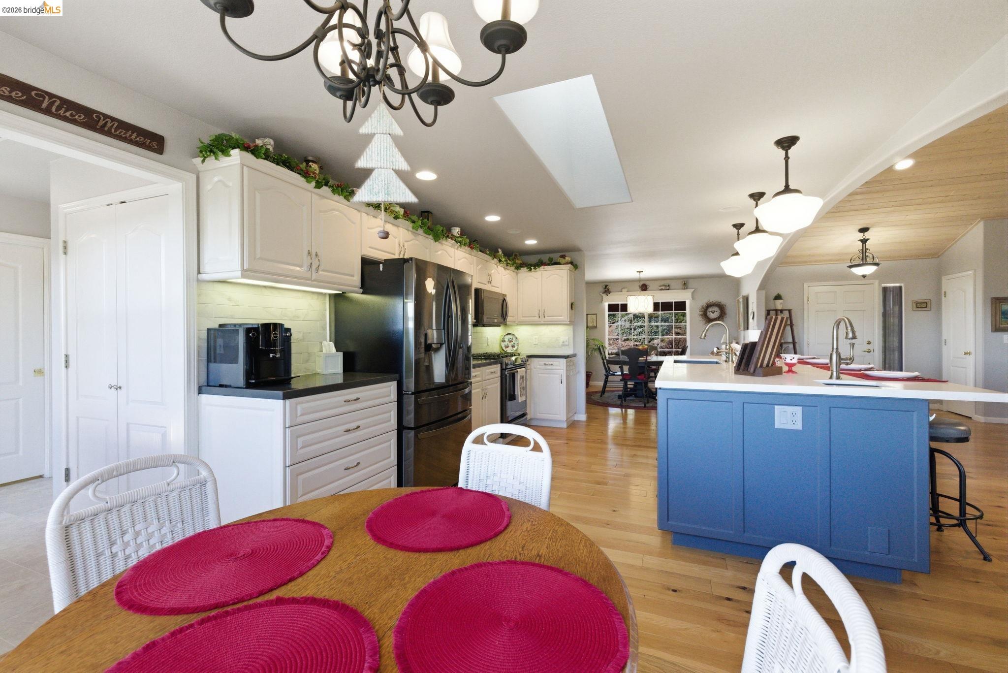 22295 Paseo De Los Portales Rd