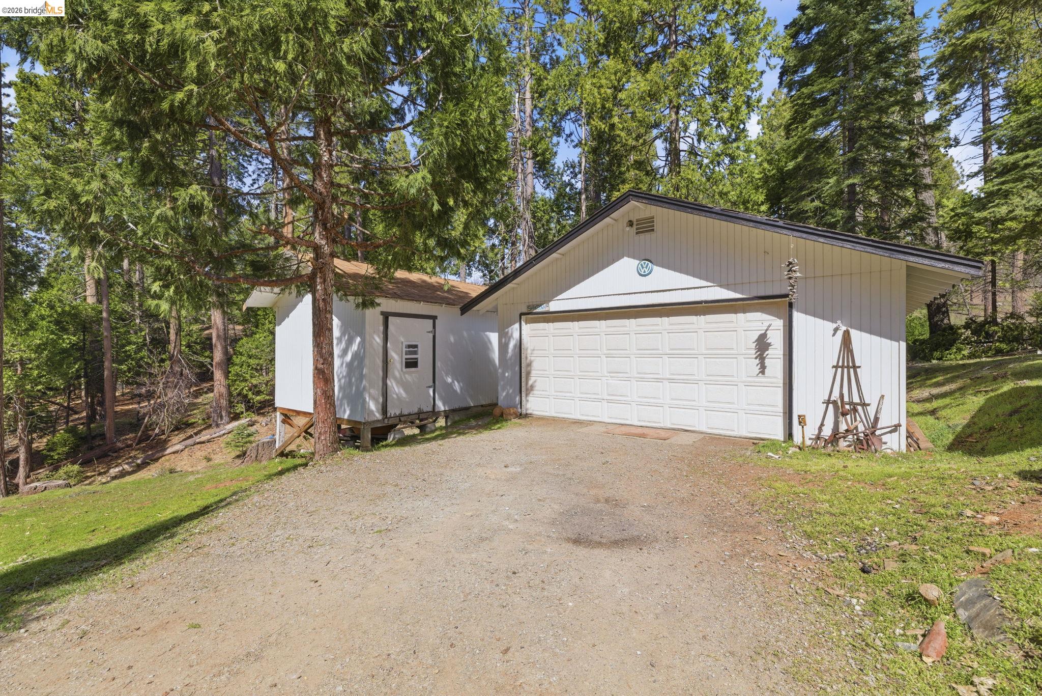 19565 Wanita Ln