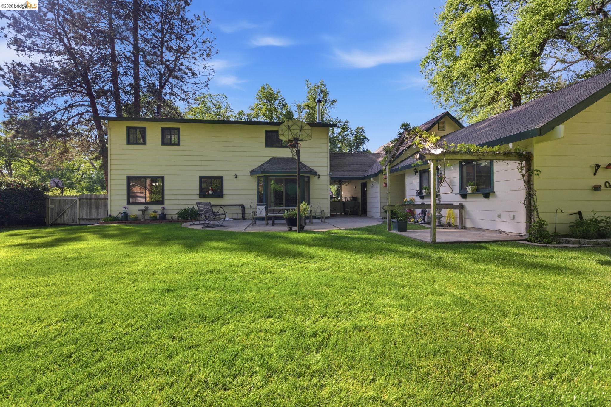 21695 Water Oak Dr