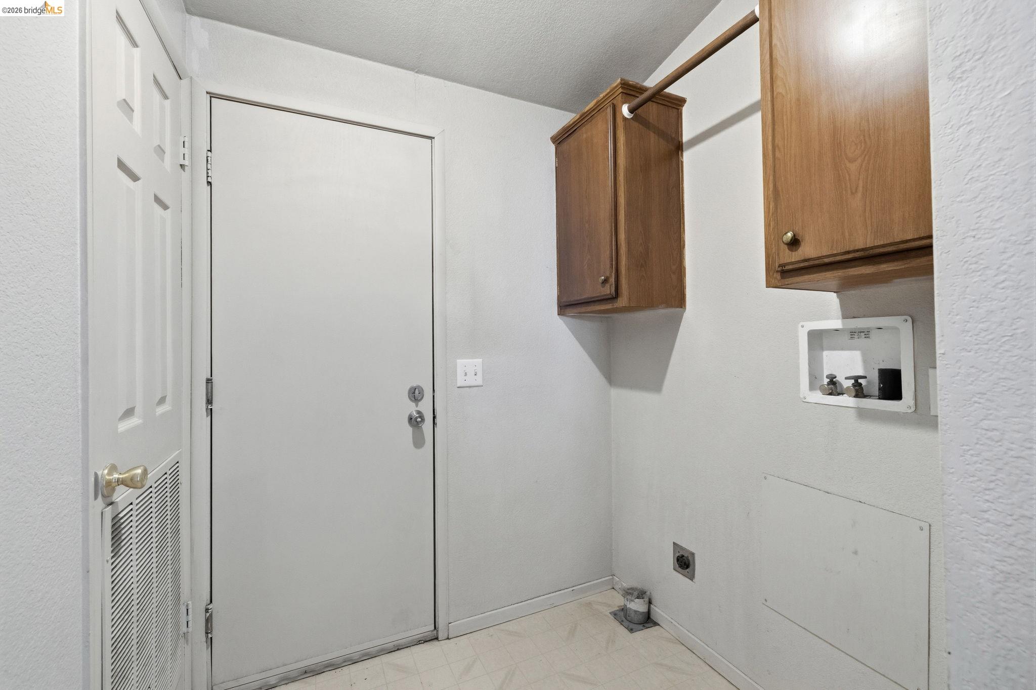 289 Deer Field Cir