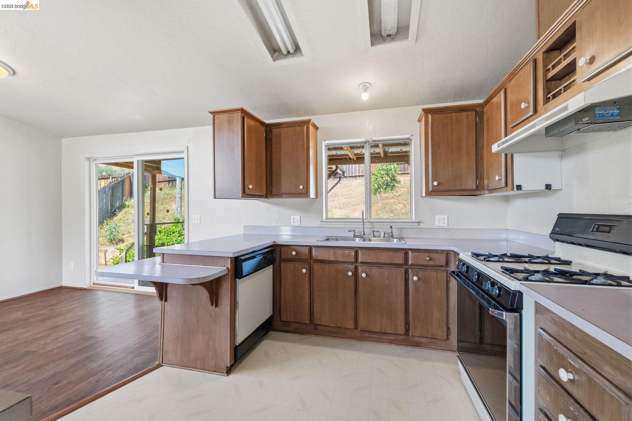289 Deer Field Cir