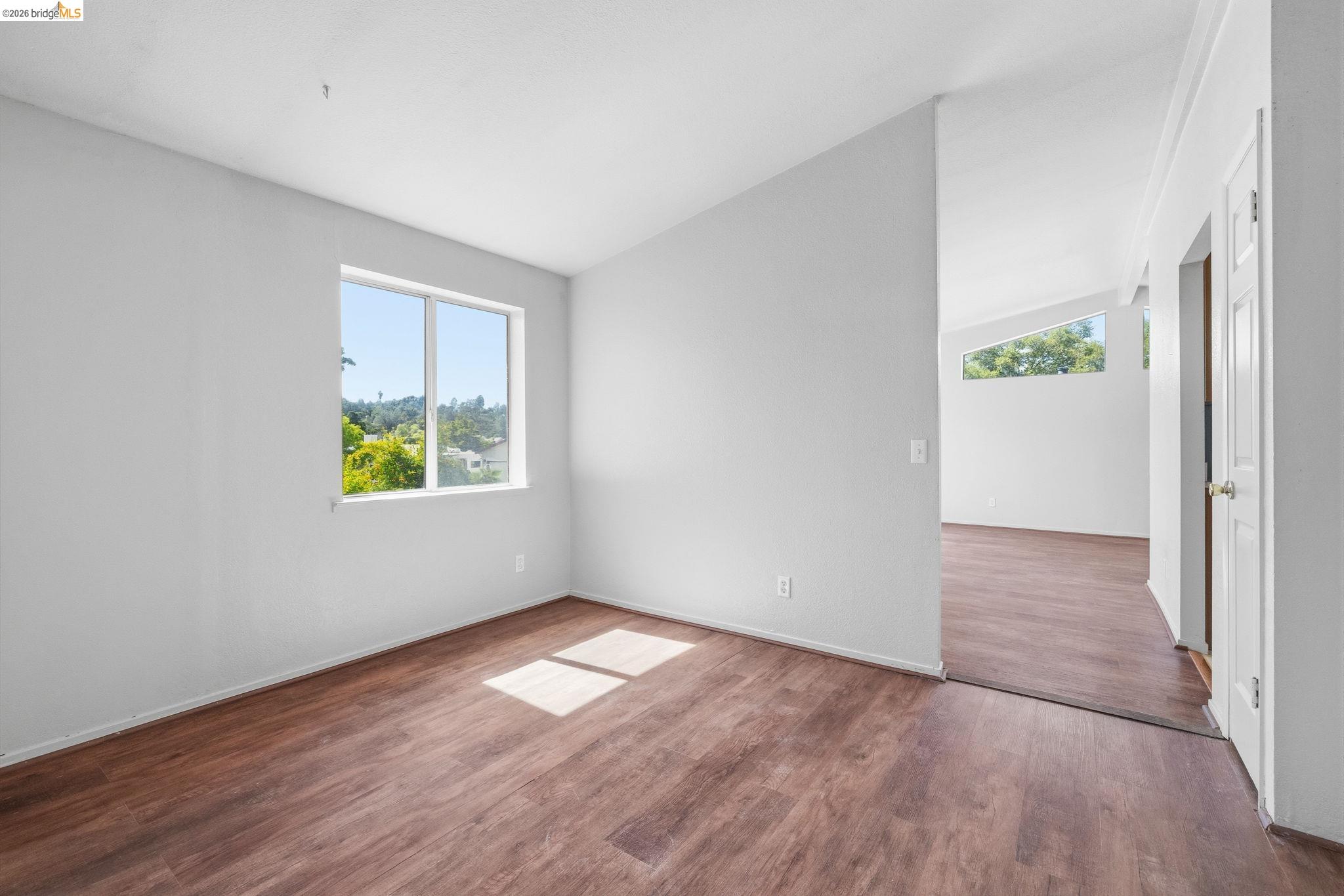 289 Deer Field Cir