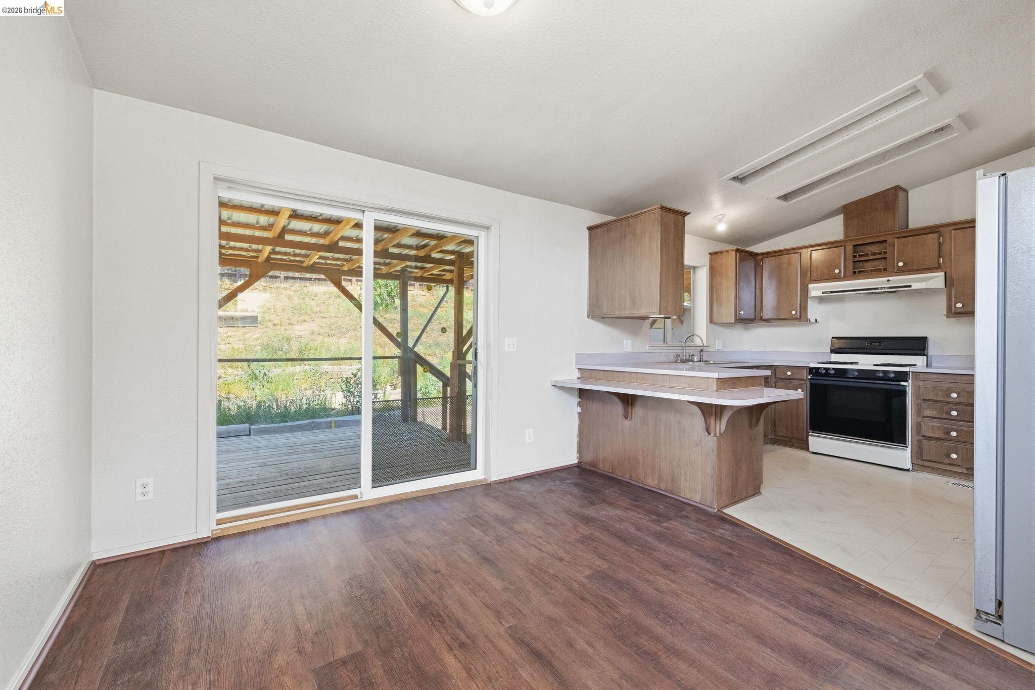 289 Deer Field Cir