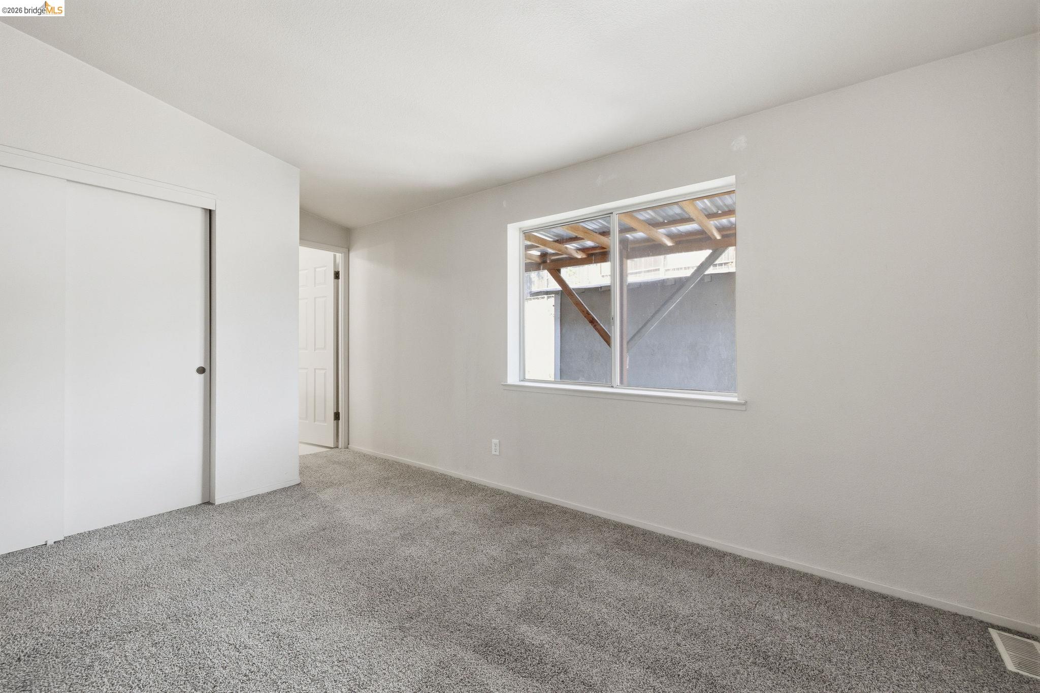 289 Deer Field Cir