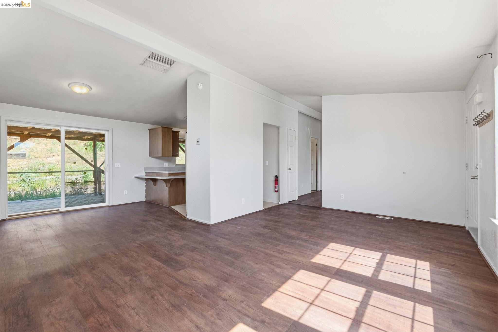 289 Deer Field Cir