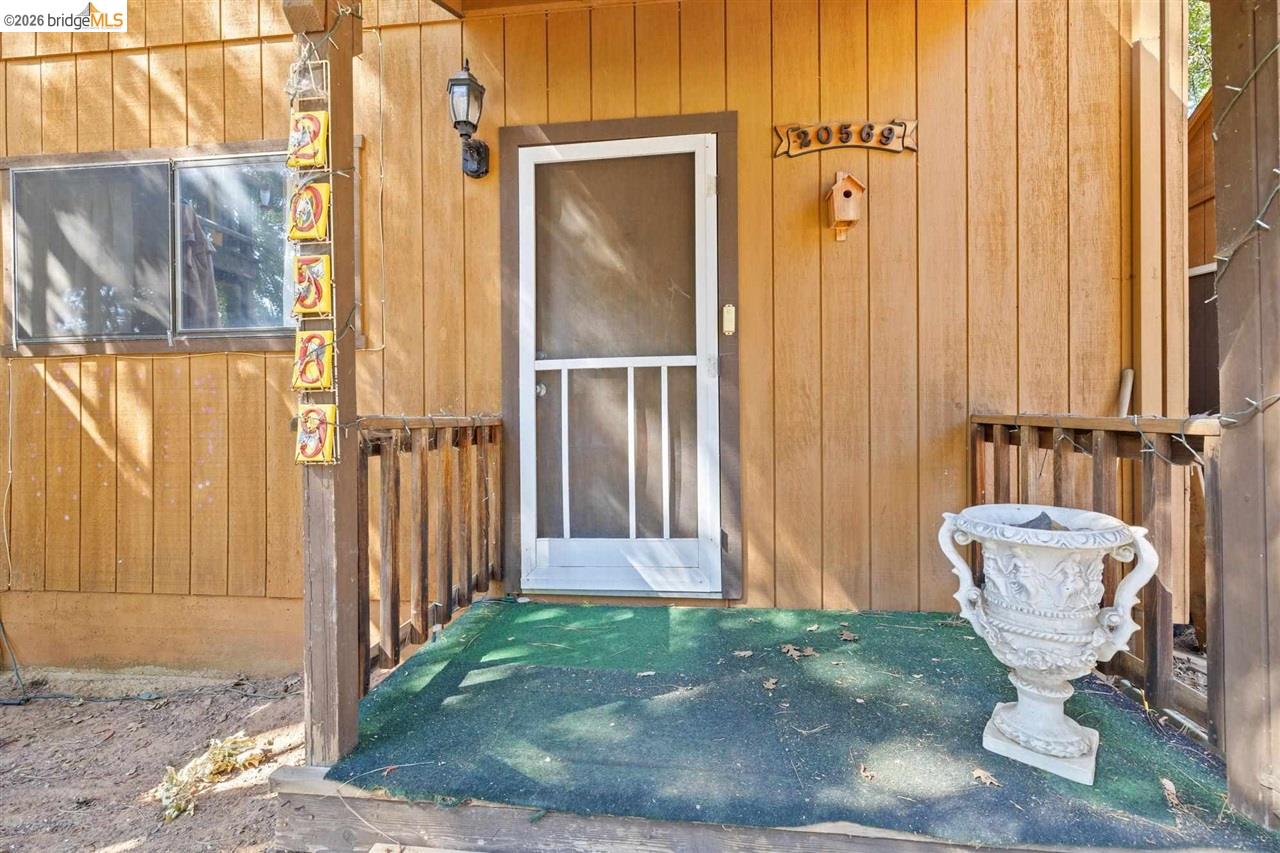 20569 Ponderosa Way