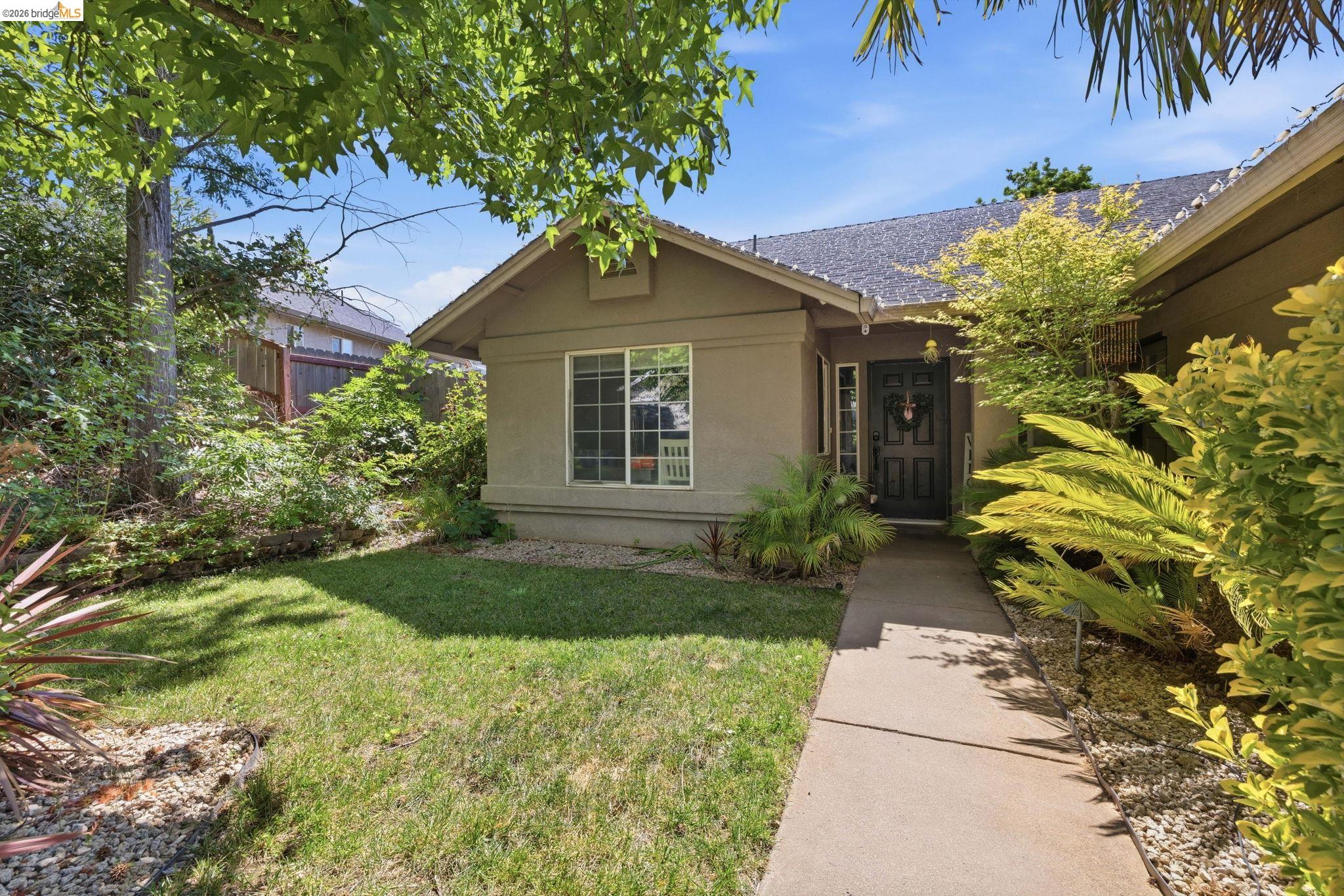 17522 Wild Oak Dr