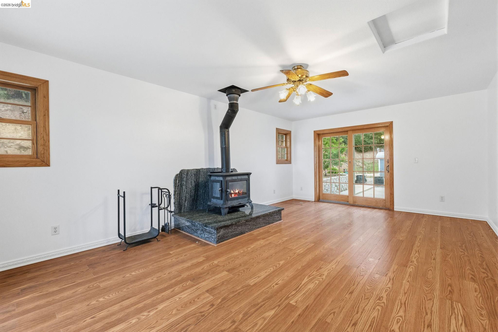 19466 Mira Monte Rd