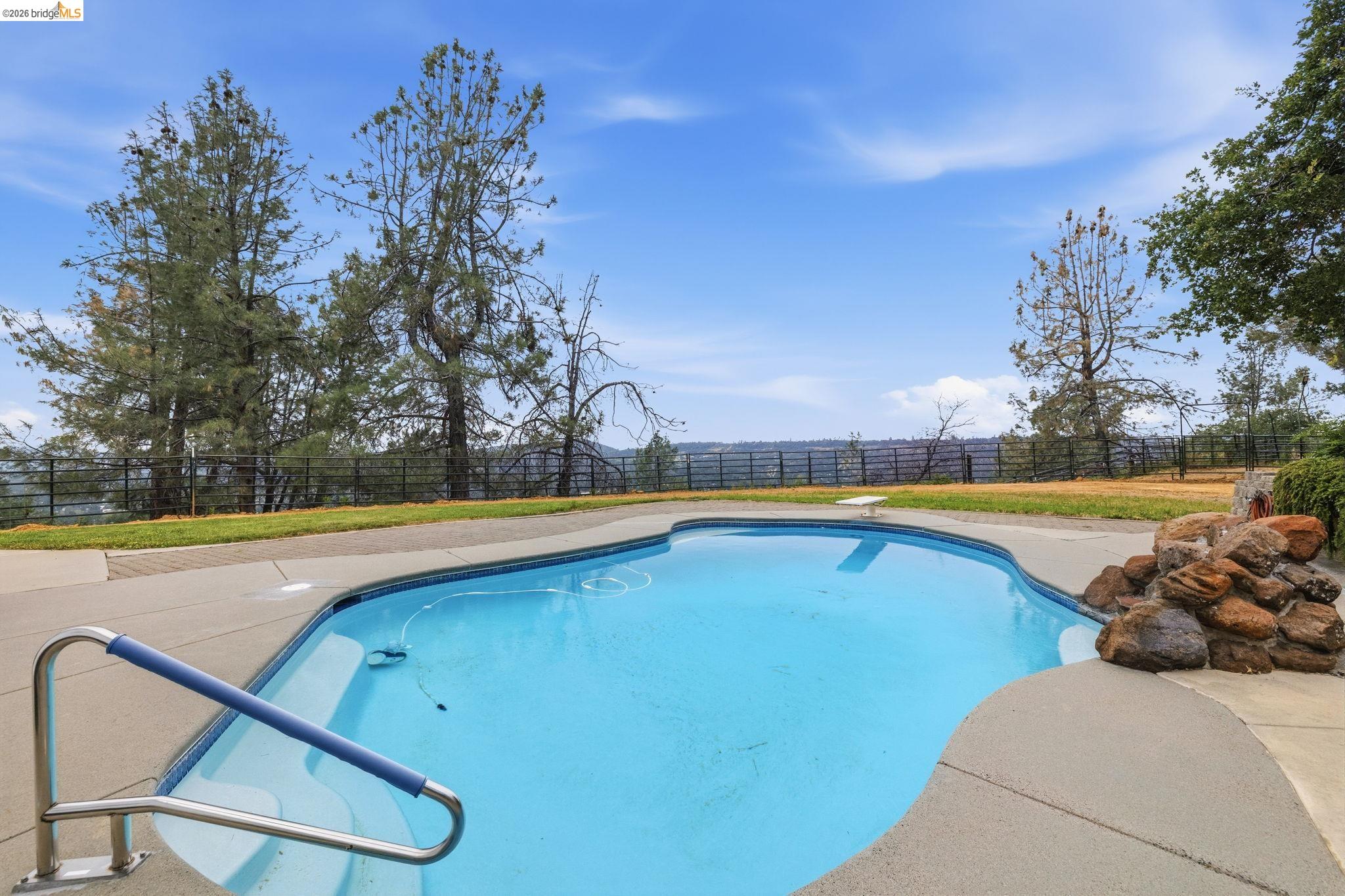 19466 Mira Monte Rd