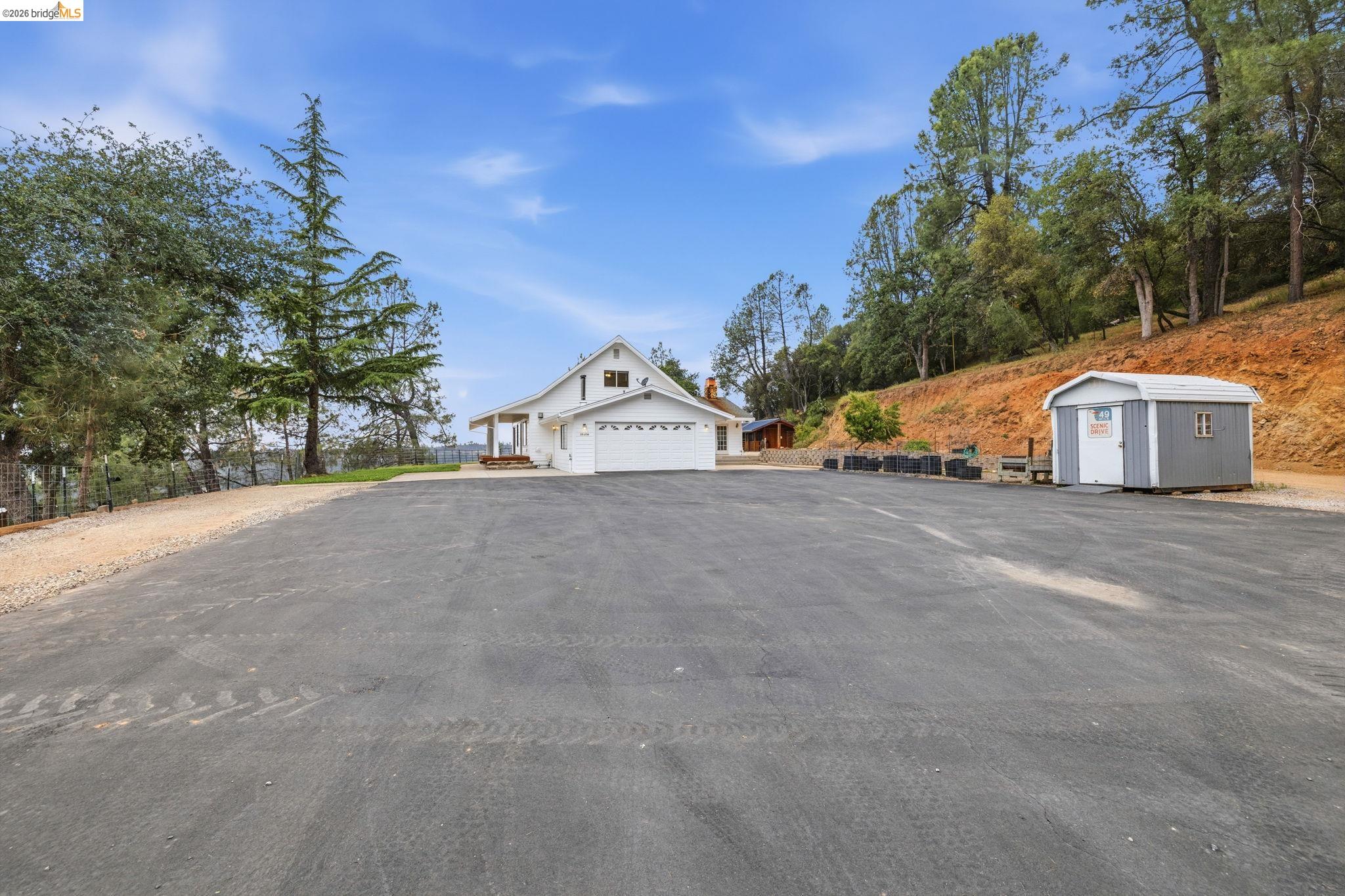 19466 Mira Monte Rd