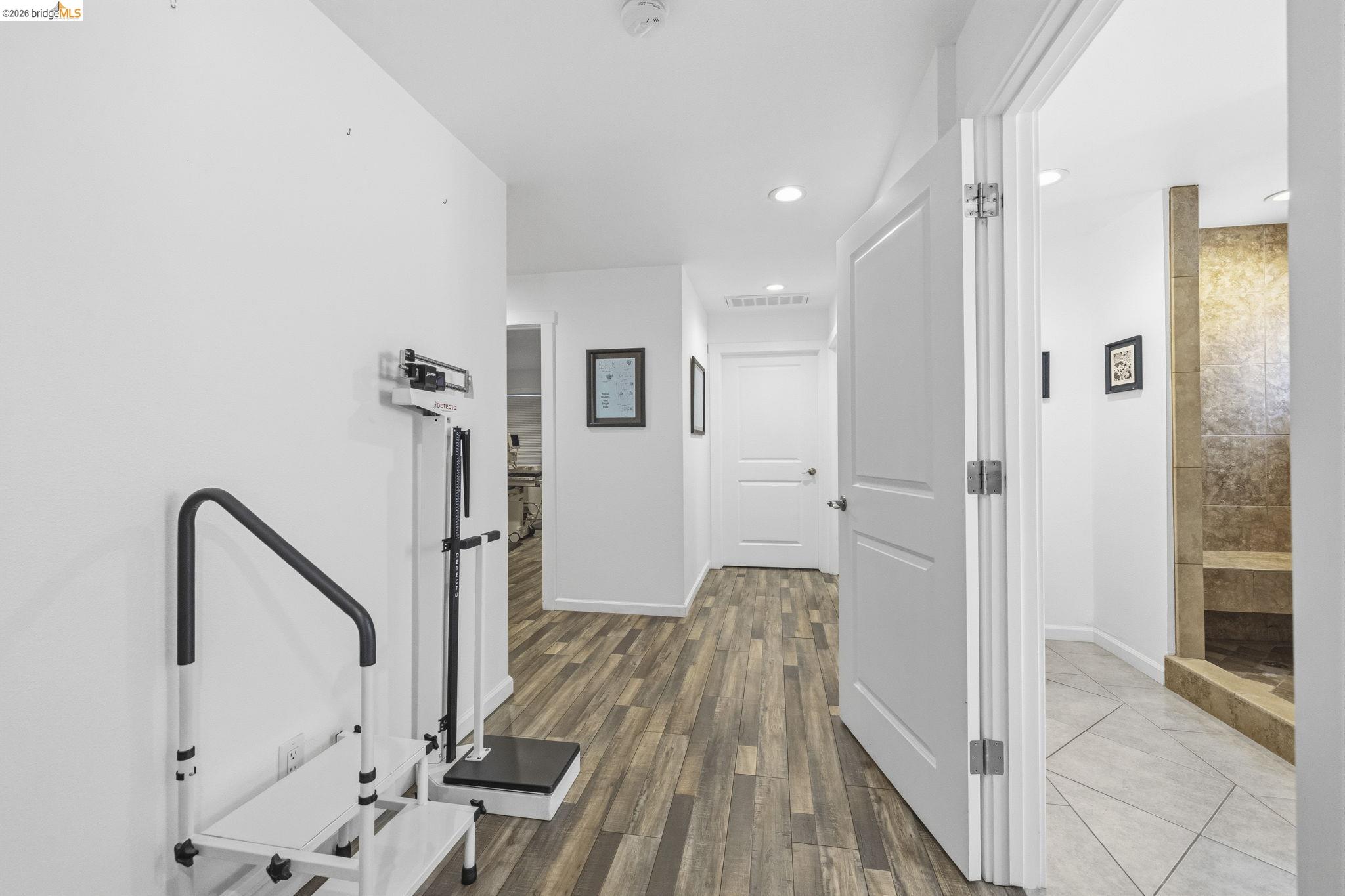 19468 Village Dr