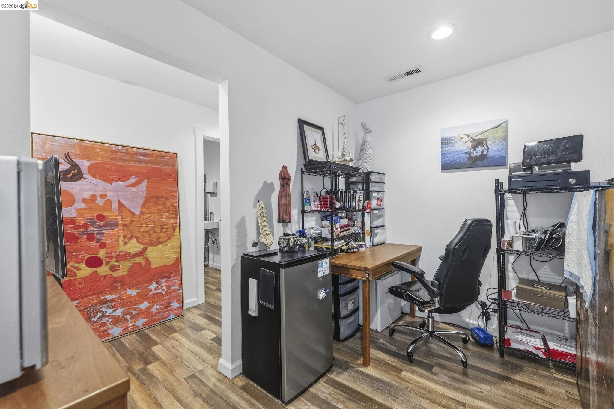 19468 Village Dr