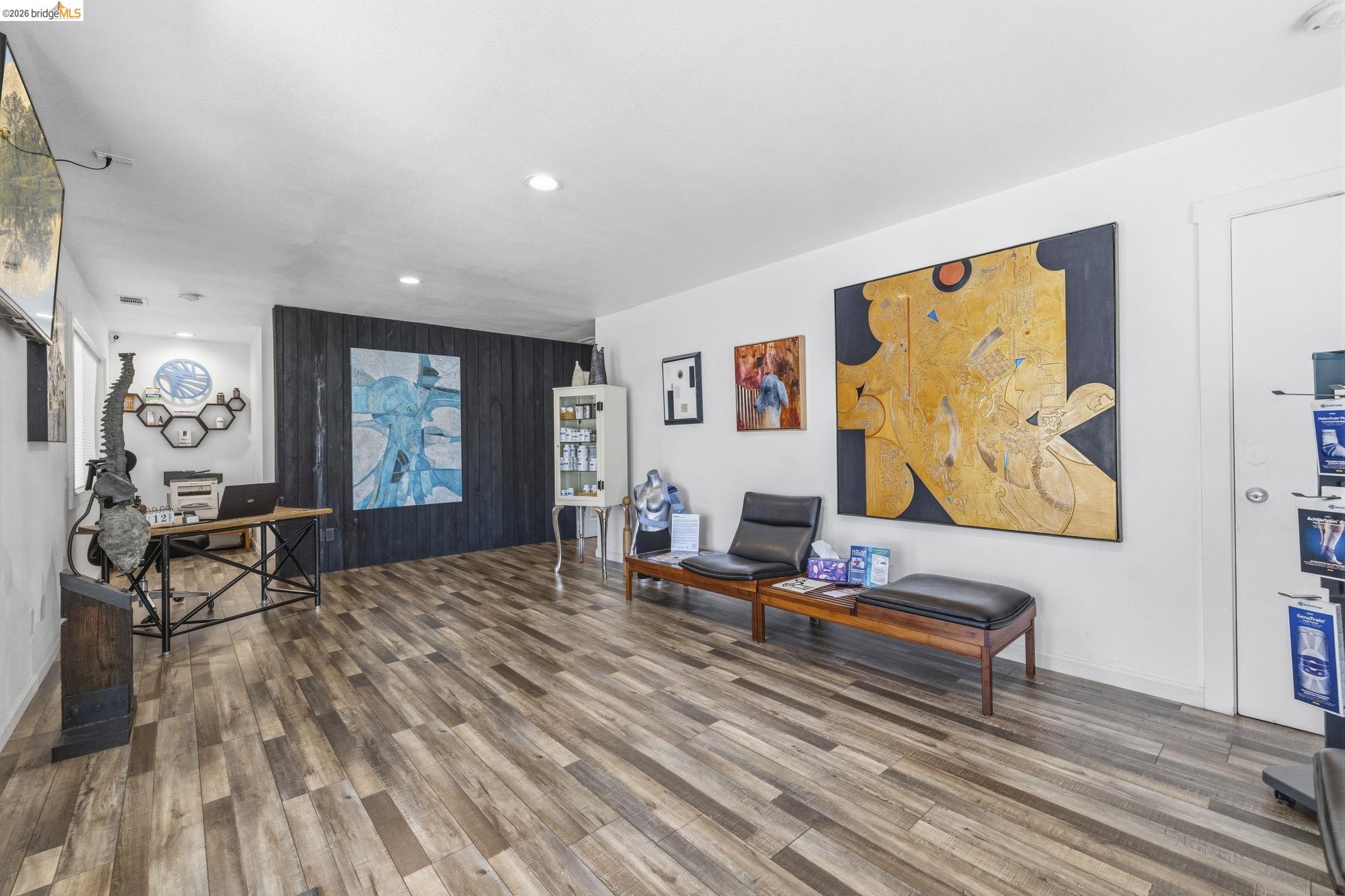 19468 Village Dr