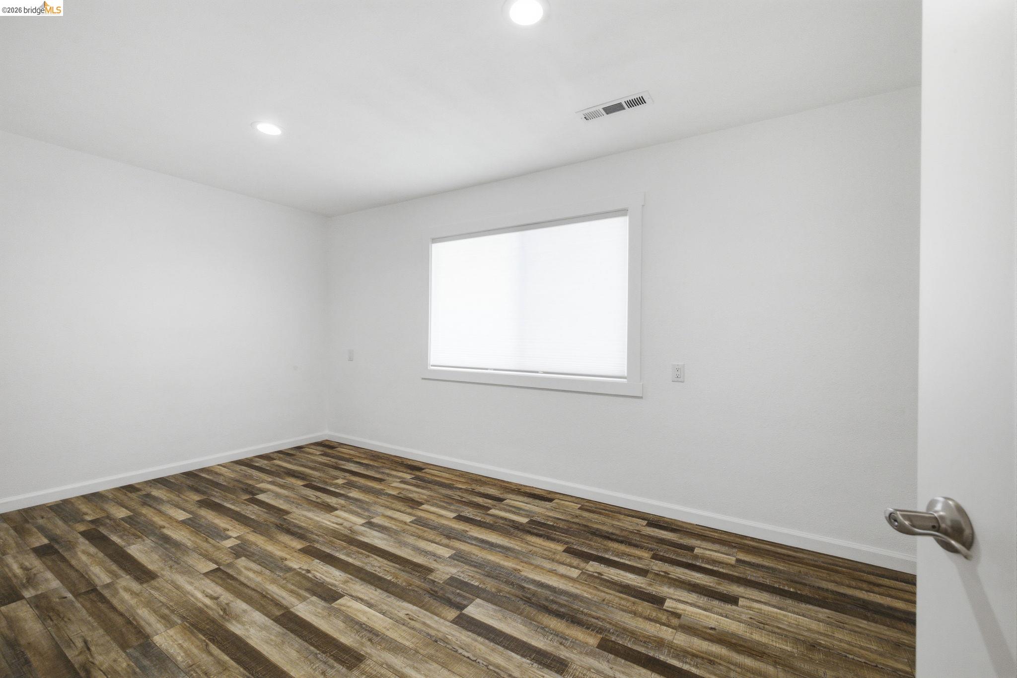 19468 Village Dr