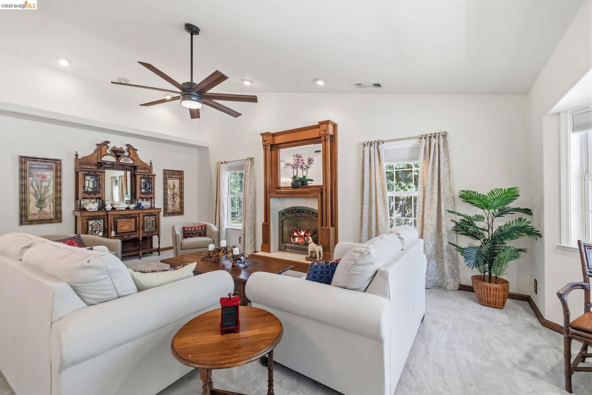 19015 Apple Valley Dr