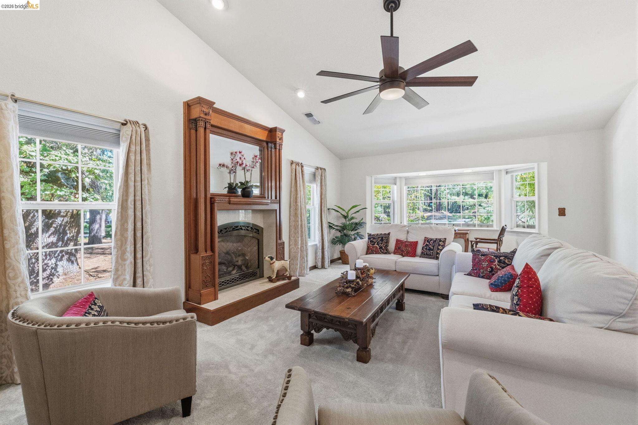 19015 Apple Valley Dr