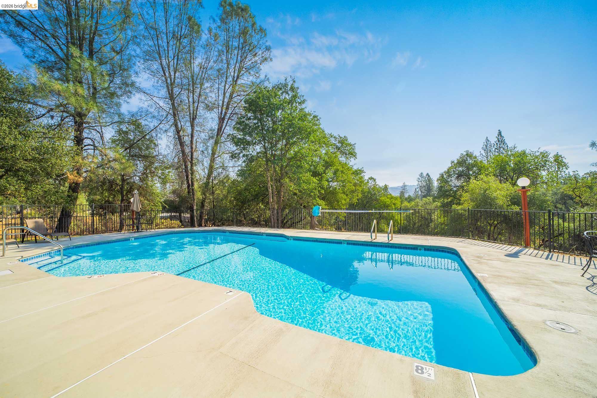 19015 Apple Valley Dr