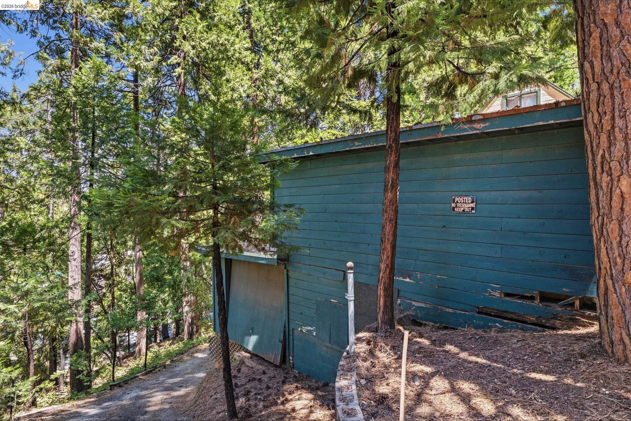 22905 Twain Harte Dr