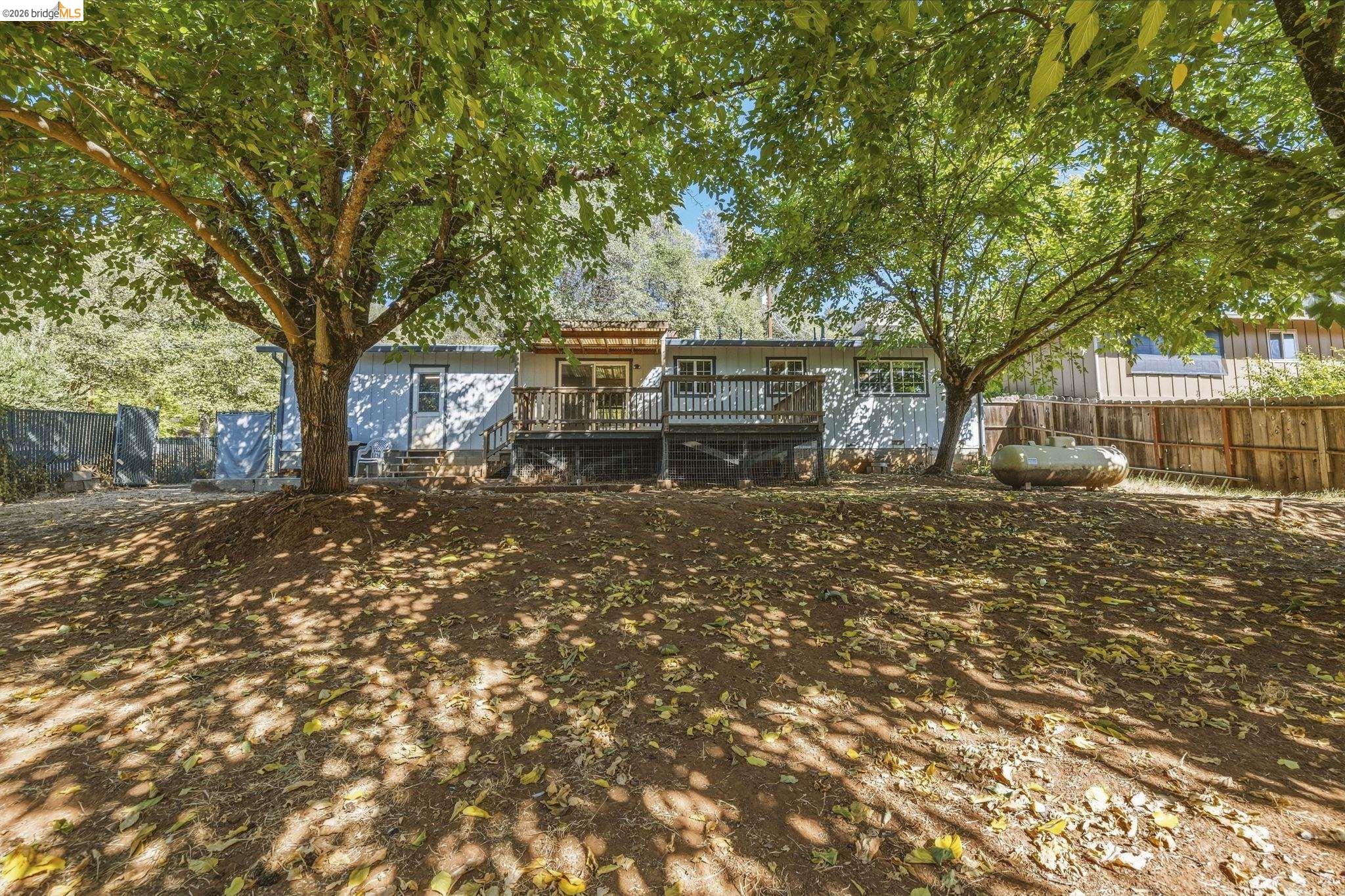 18932 North Dr