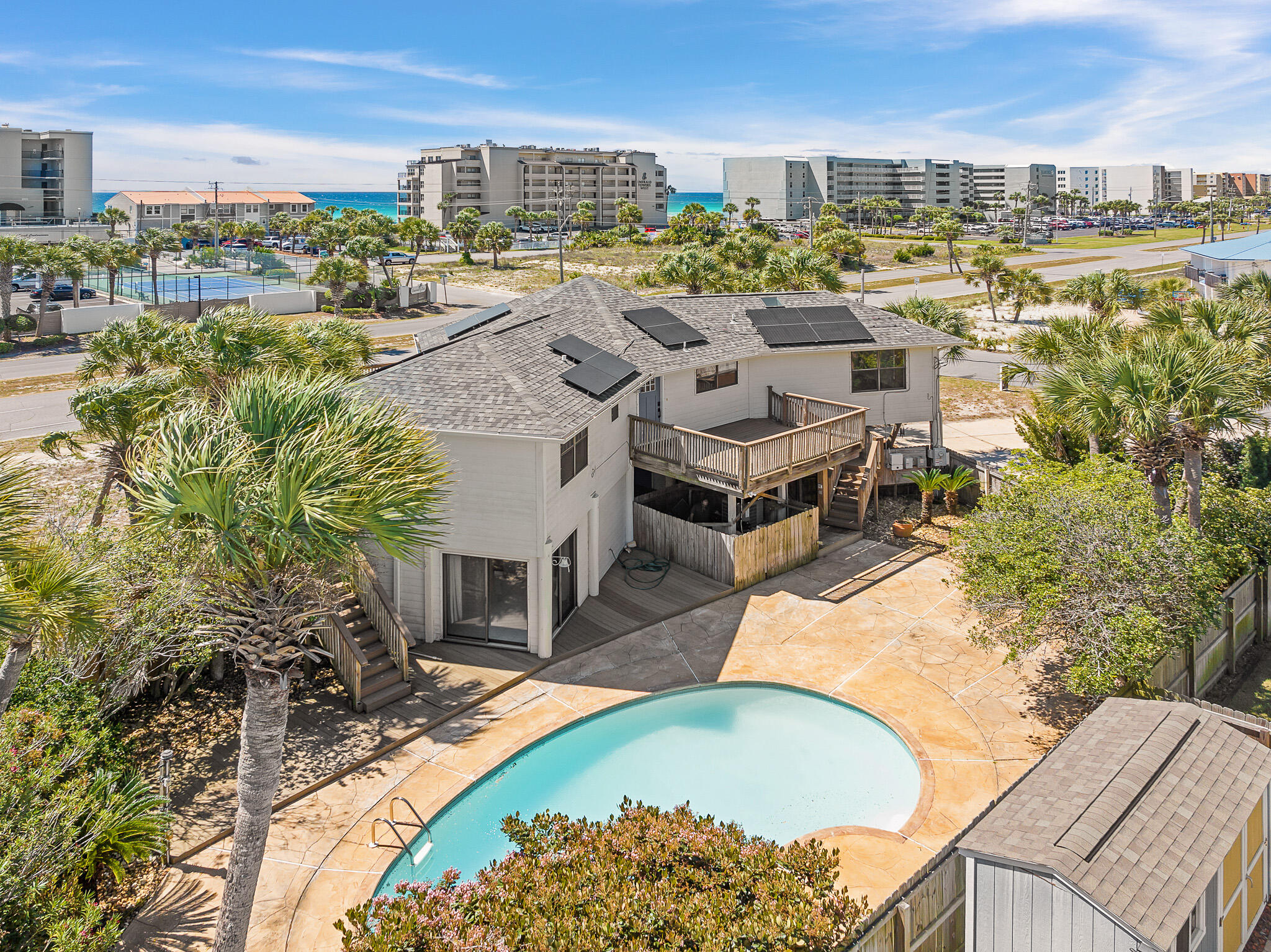 757 Seahorse Avenue