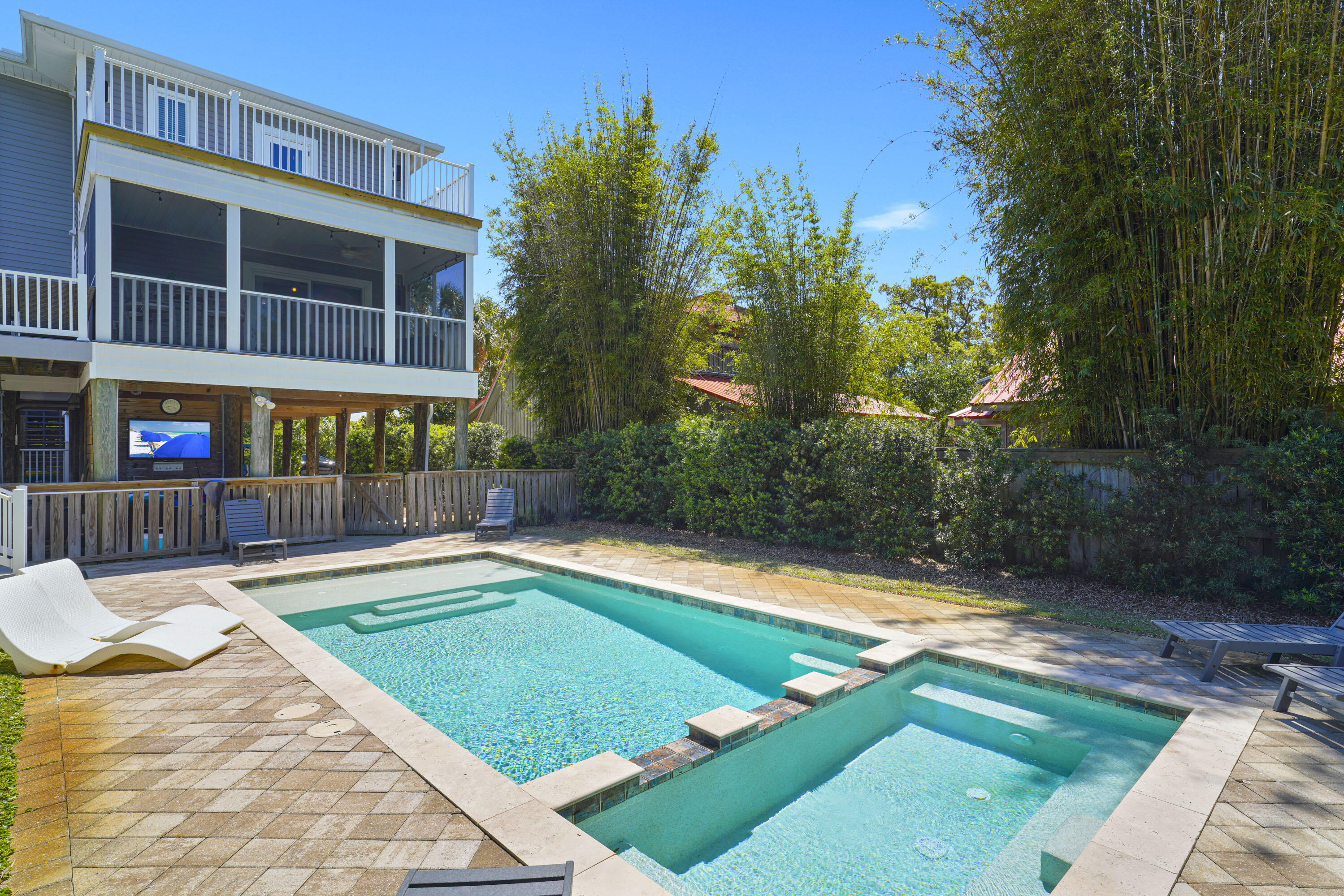 88 Tarpon Street