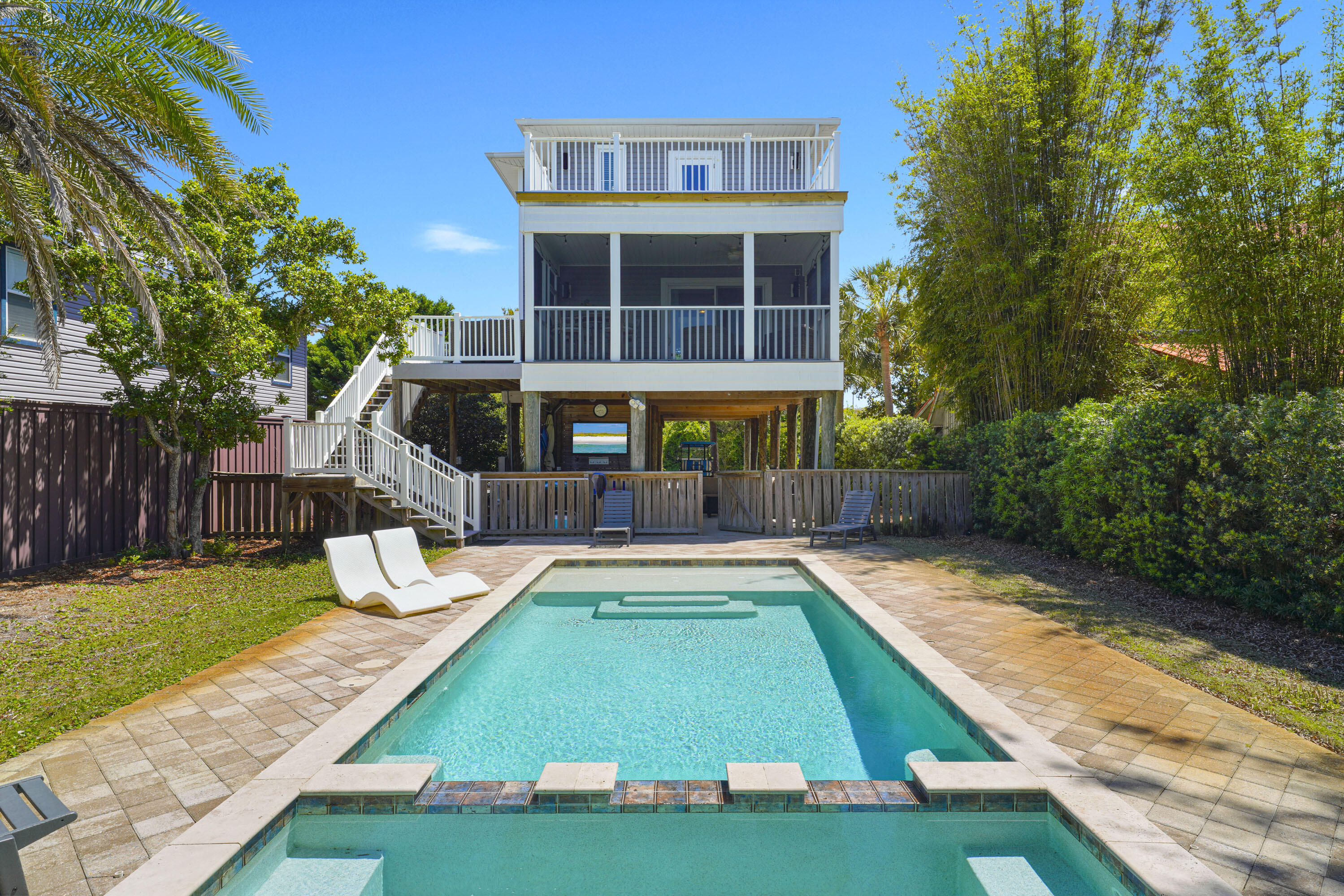 88 Tarpon Street