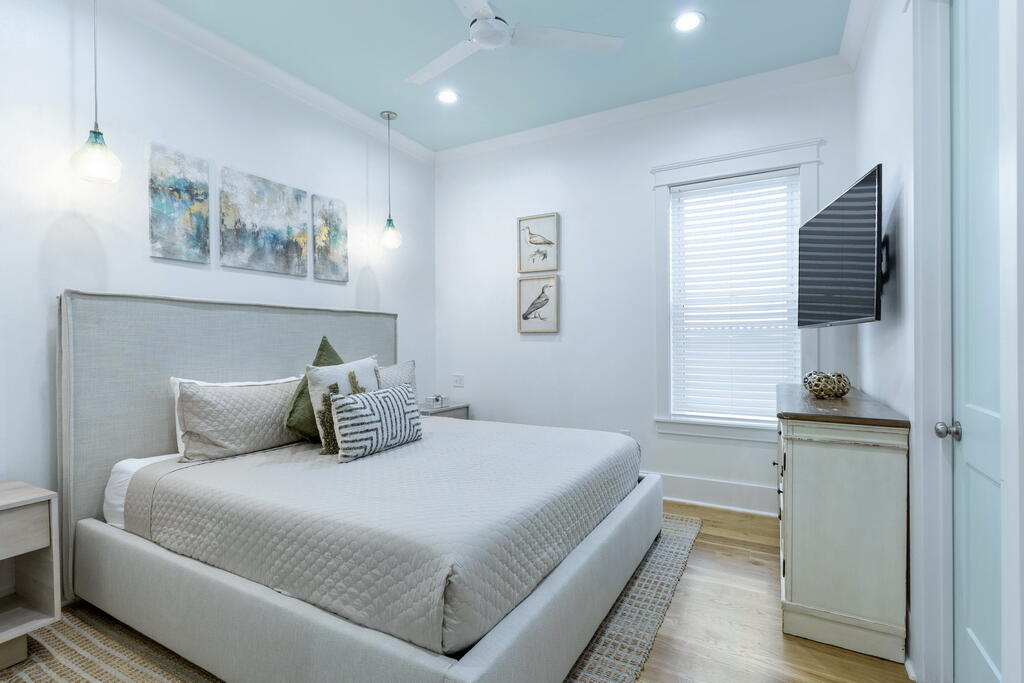 20405 Front Beach Road