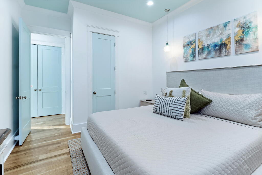 20405 Front Beach Road