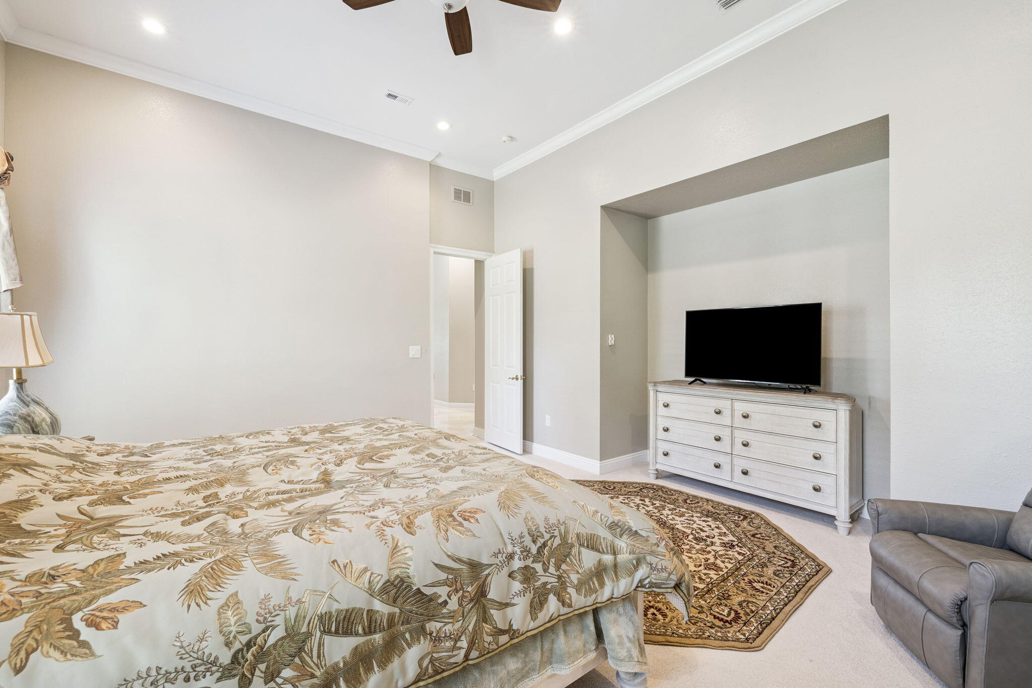 3234 Bay Estates Drive