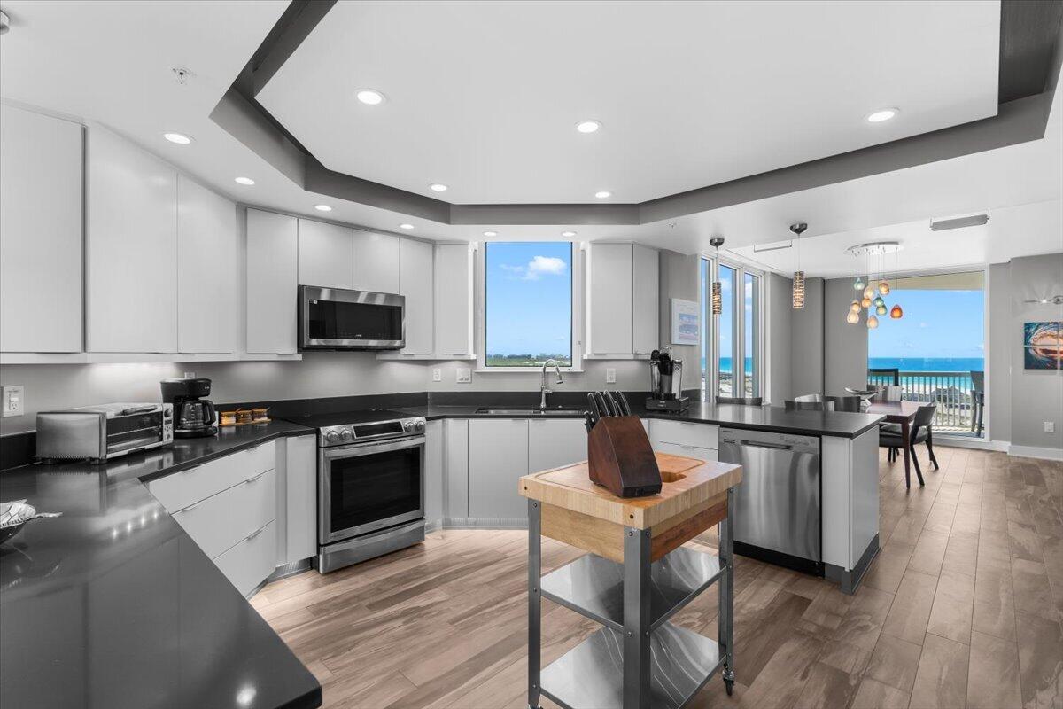 15500 Emerald Coast Parkway 701