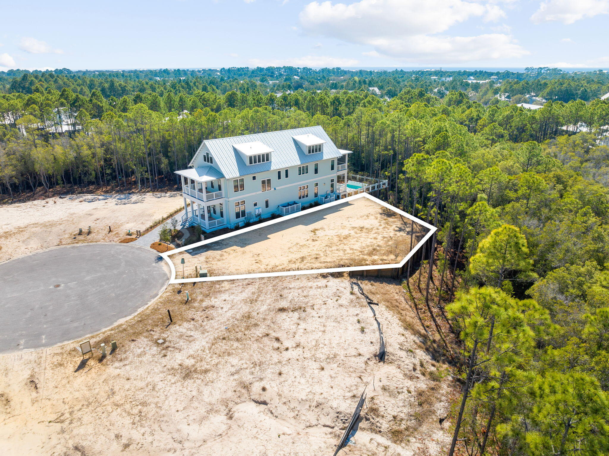 72 String Lily Cove
