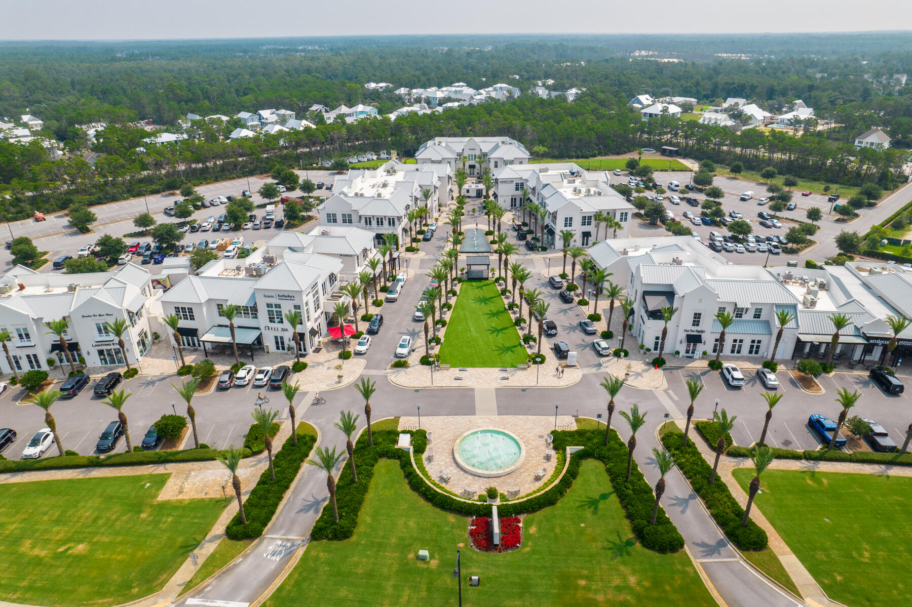 28 W Queen Palm Drive
