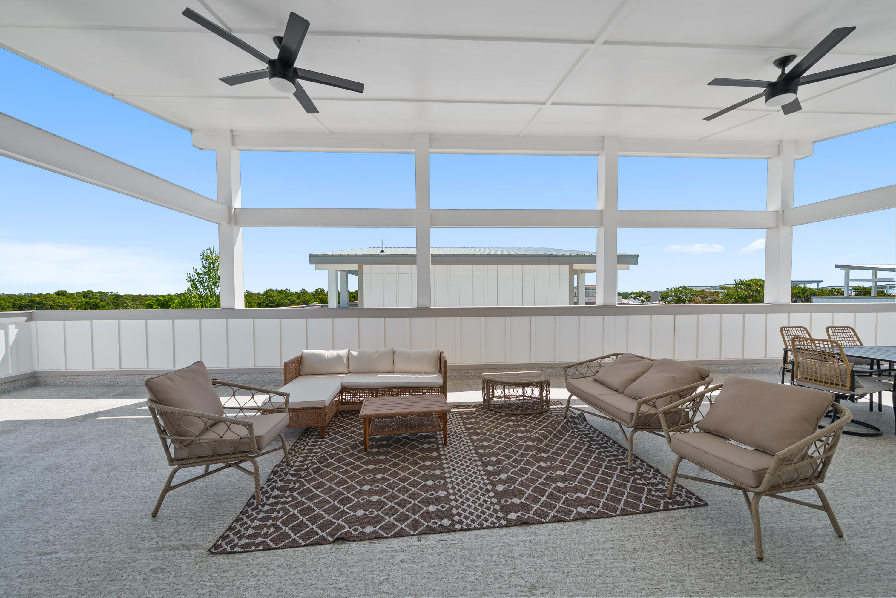 28 W Queen Palm Drive