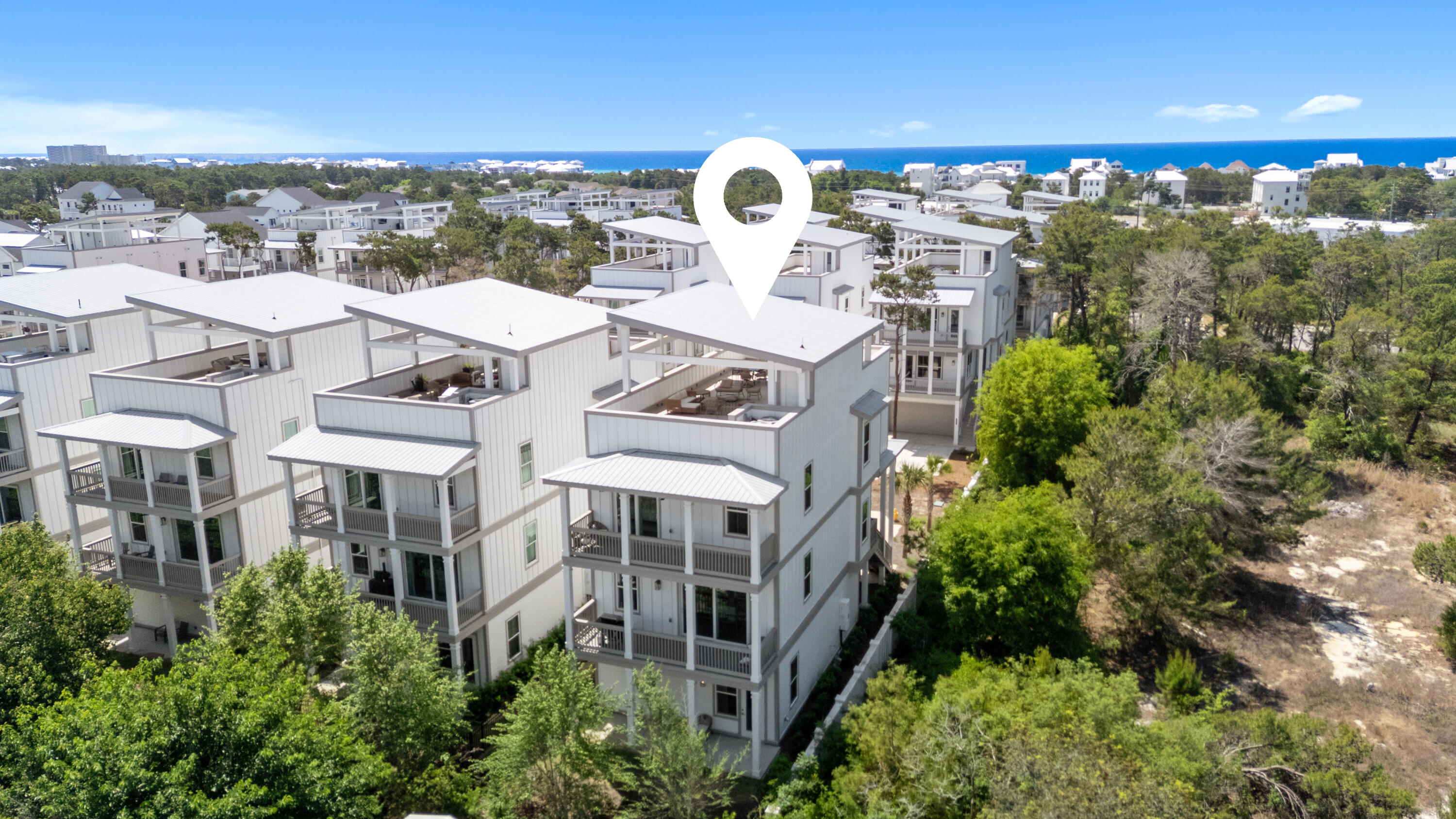 28 W Queen Palm Drive